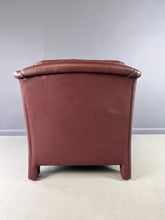Load image into Gallery viewer, Jay Spectre Tycoon Leather Lounge Chair in Burgundy For Century