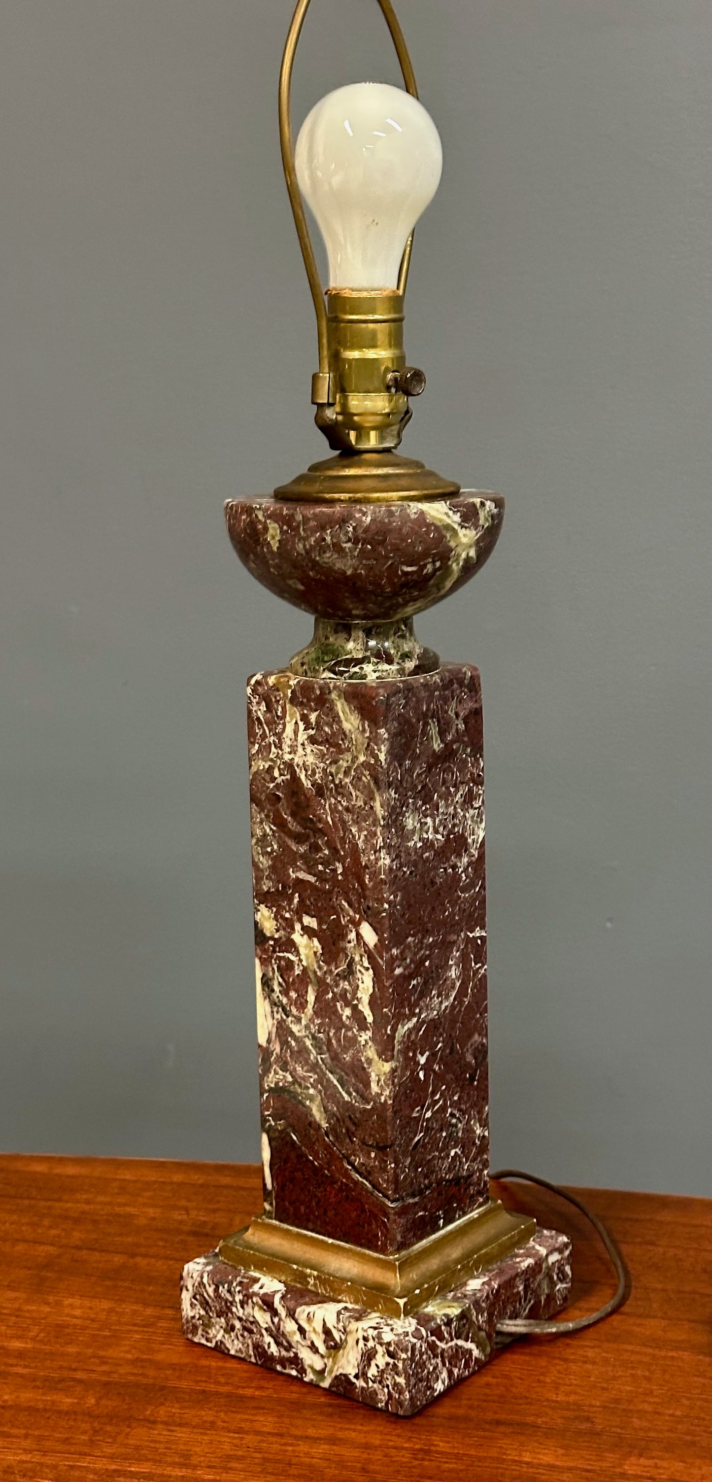 Pair of antique 19th-century French table lamps with Rouge de Rance red marble column bases, brass hardware, neoclassical design—vintage lighting for traditional home décor or luxury interiors