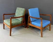 Load image into Gallery viewer, Pair of Danish Teak Easy Chairs FD-109 by Ole Wanscher, 1950s with Ottoman Mid Century