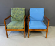 Load image into Gallery viewer, Pair of Danish Teak Easy Chairs FD-109 by Ole Wanscher, 1950s with Ottoman Mid Century