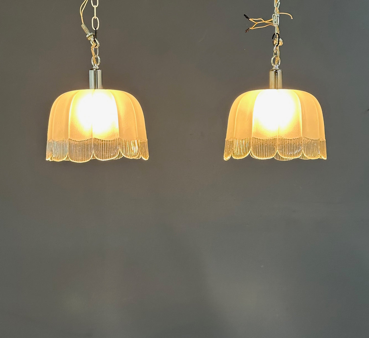 Pair of Art Deco Hand-Blown Glass Pendants with Scalloped Detailing 1930s France