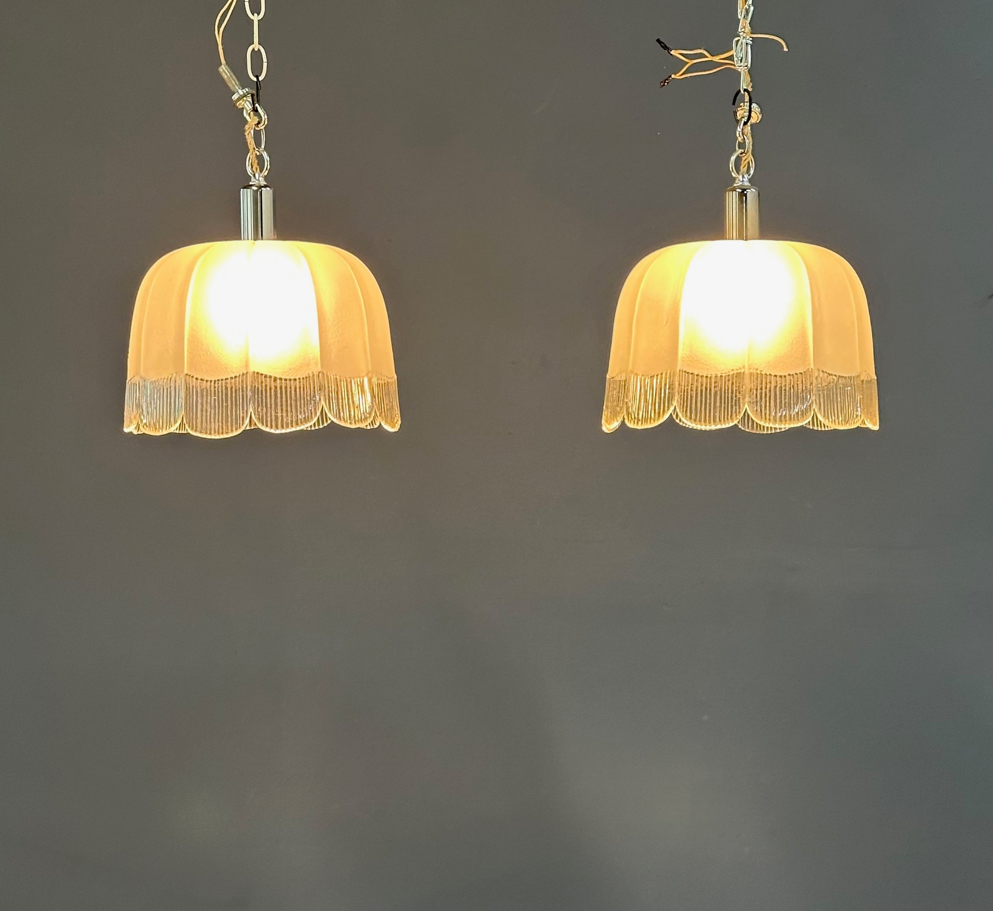 Pair of Art Deco Hand-Blown Glass Pendants with Scalloped Detailing 1930s France