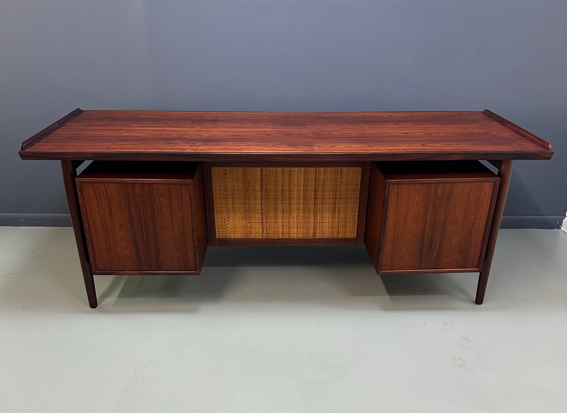 Arne Vodder Rosewood Executive Desk 207 for Sibast, Denmark, 1960s