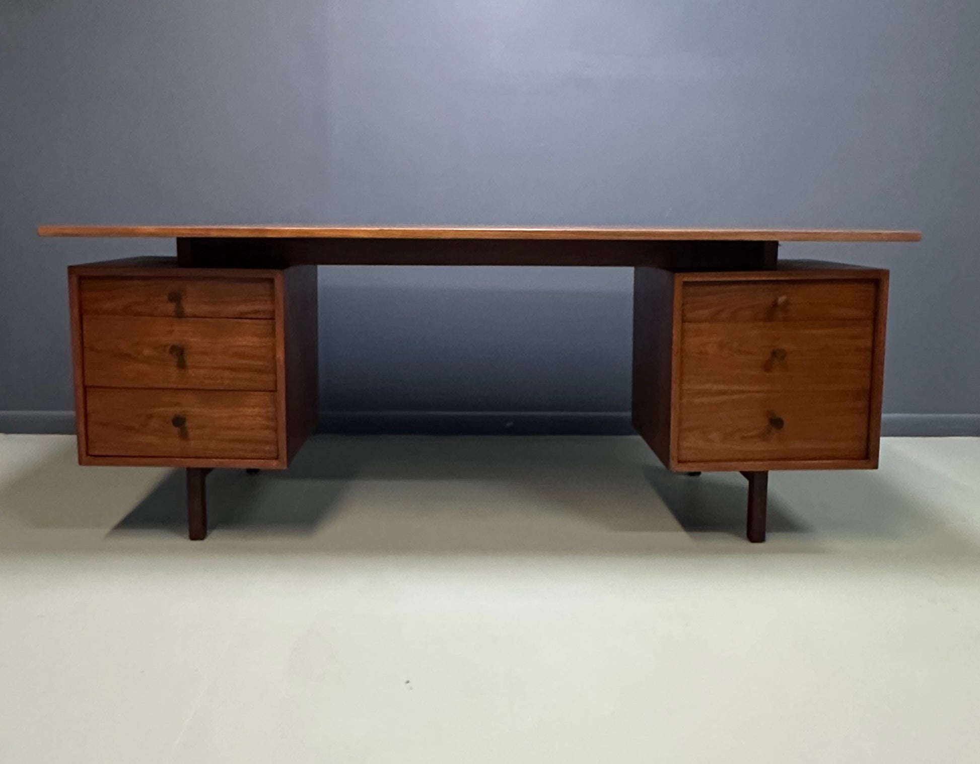 Richard Artschwager Walnut Double Pedestal Executive Desk, Mid-20th Century