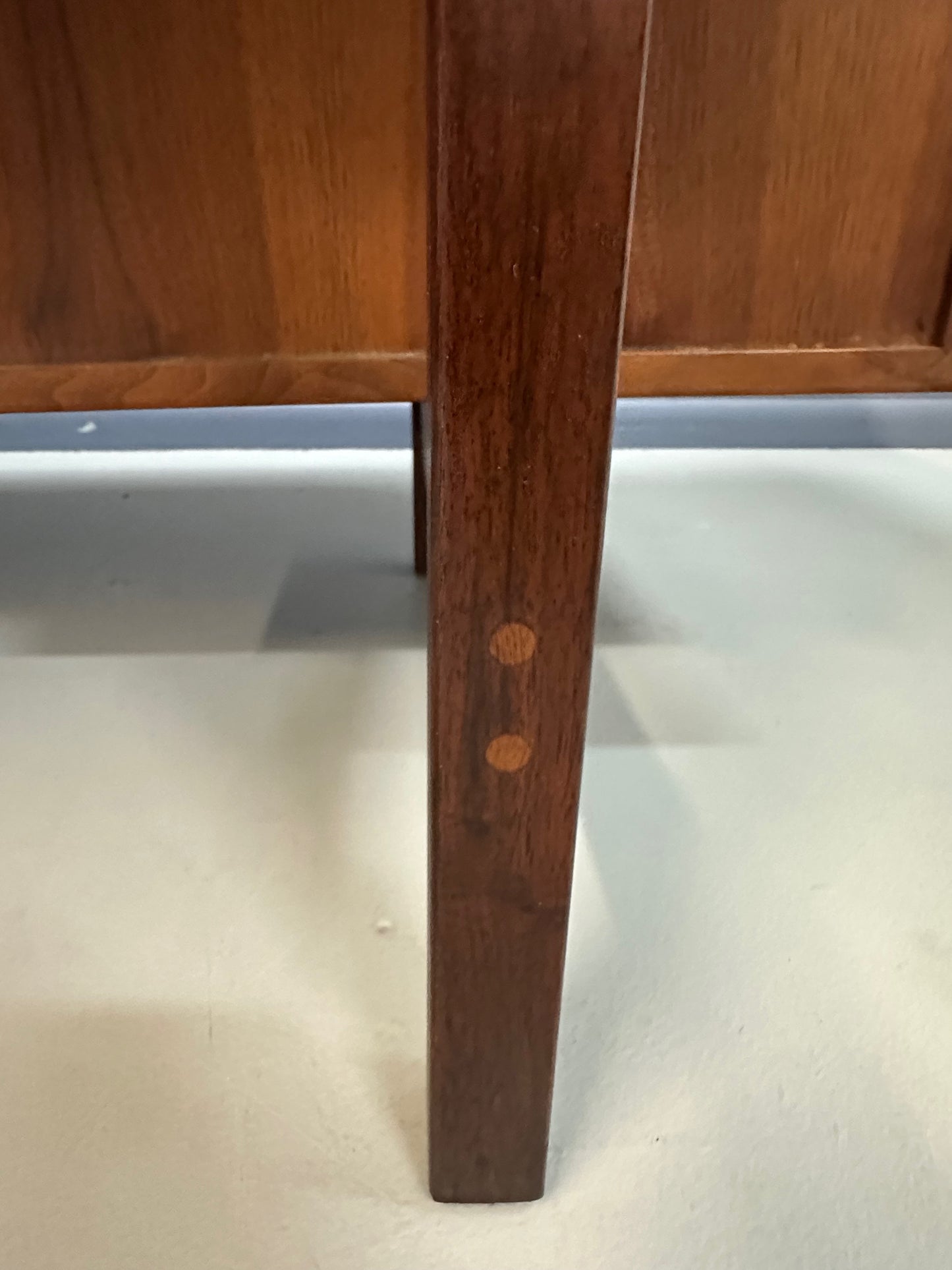 Richard Artschwager Walnut Double Pedestal Executive Desk, Mid-20th Century