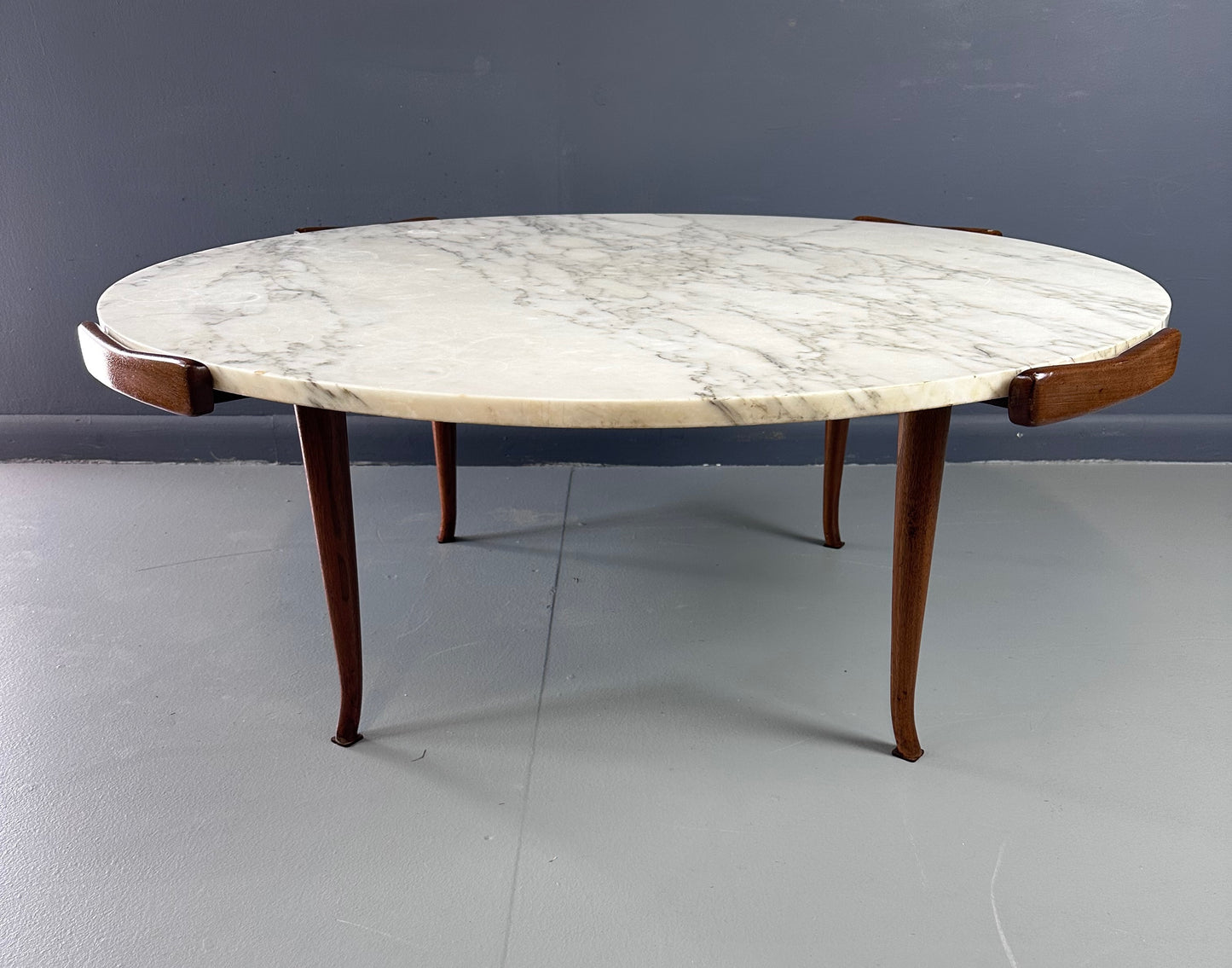 SOLD – Erno Fabry Coffee Table in Carrara Marble and a Walnut Base with Curvacrous Legs
