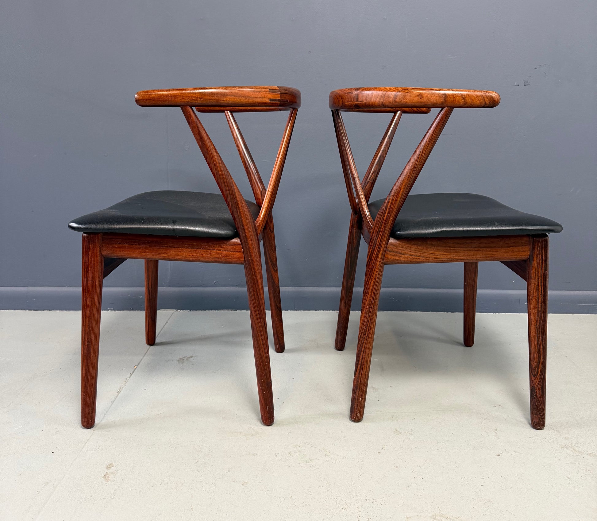 Henning Kjærnulf Model 255 Dining Chair in Rosewood for Bruno Hansen Mid Century