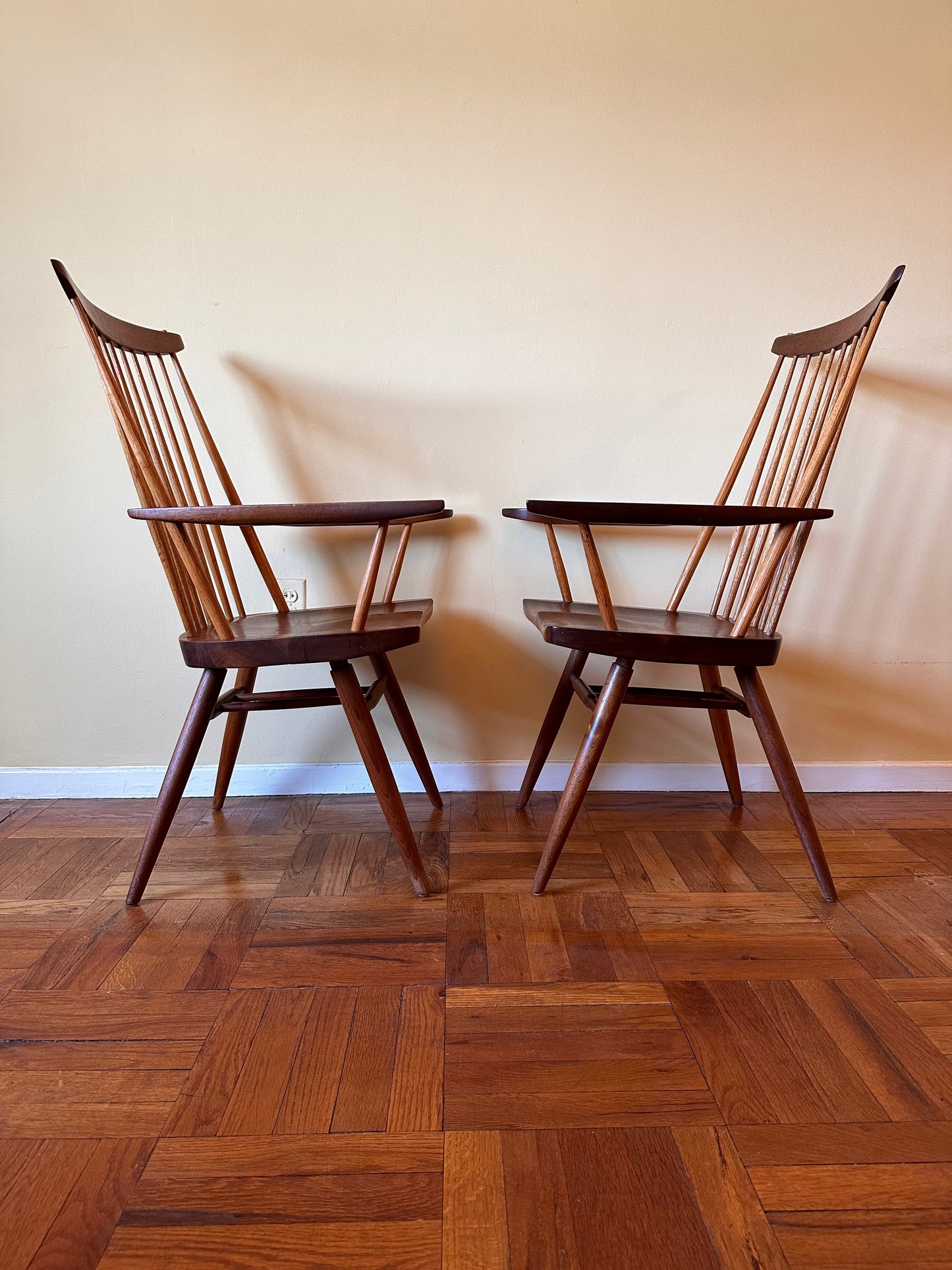 SOLD – Set of Six New Chairs in Walnut by George Nakashima