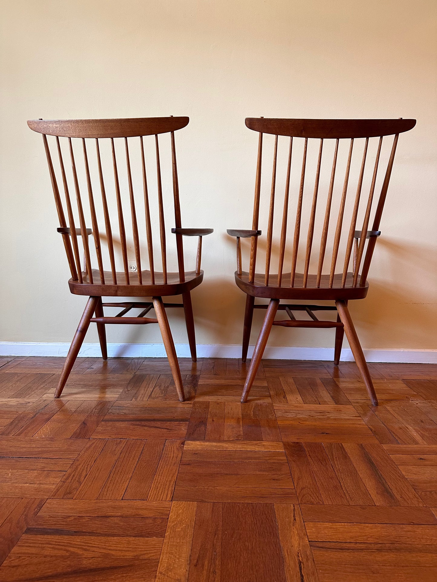 SOLD – Set of Six New Chairs in Walnut by George Nakashima