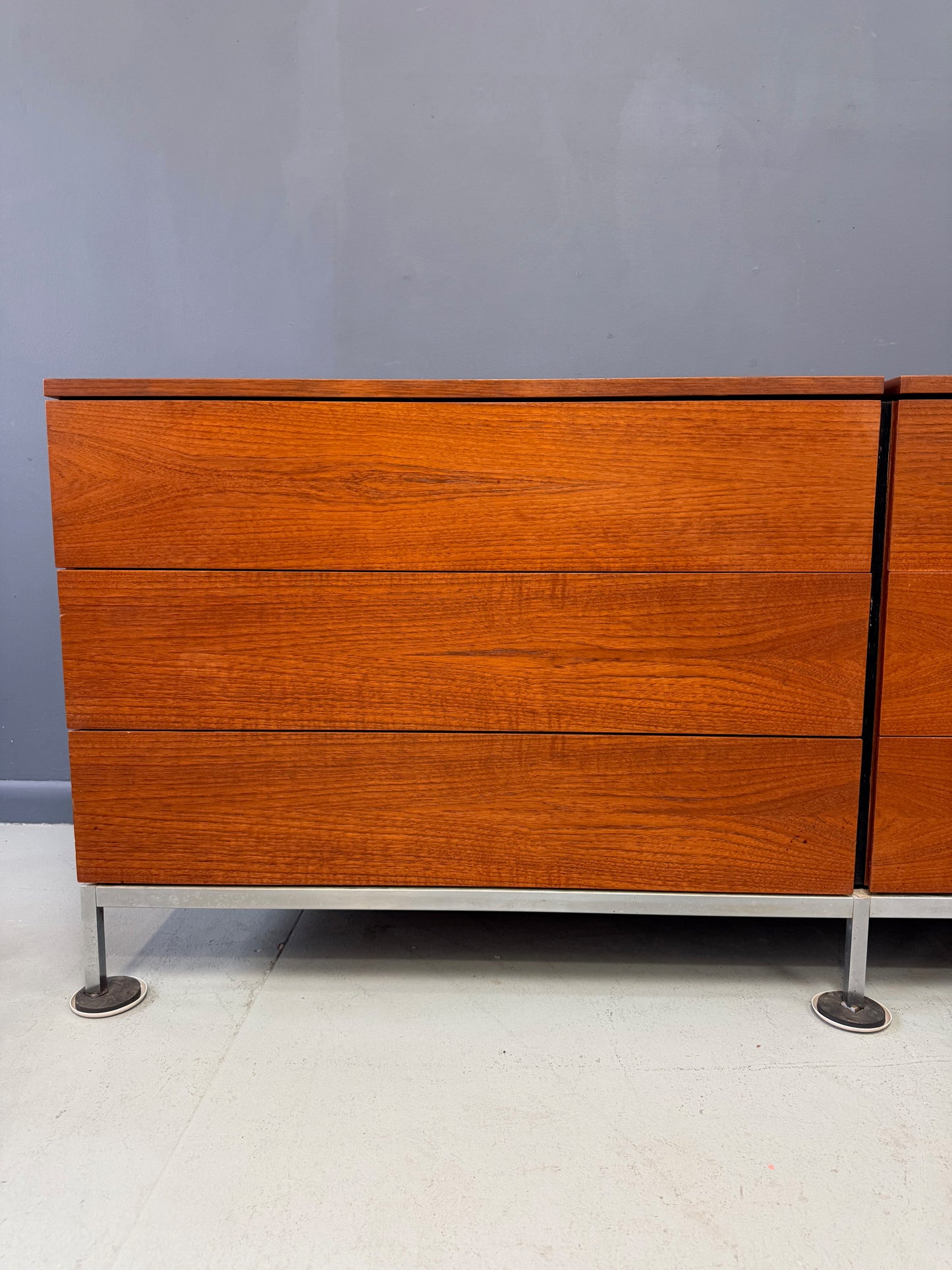 Florence Knoll 6-Drawer Double Dresser in Teak with Satin Nickel Base 1960s