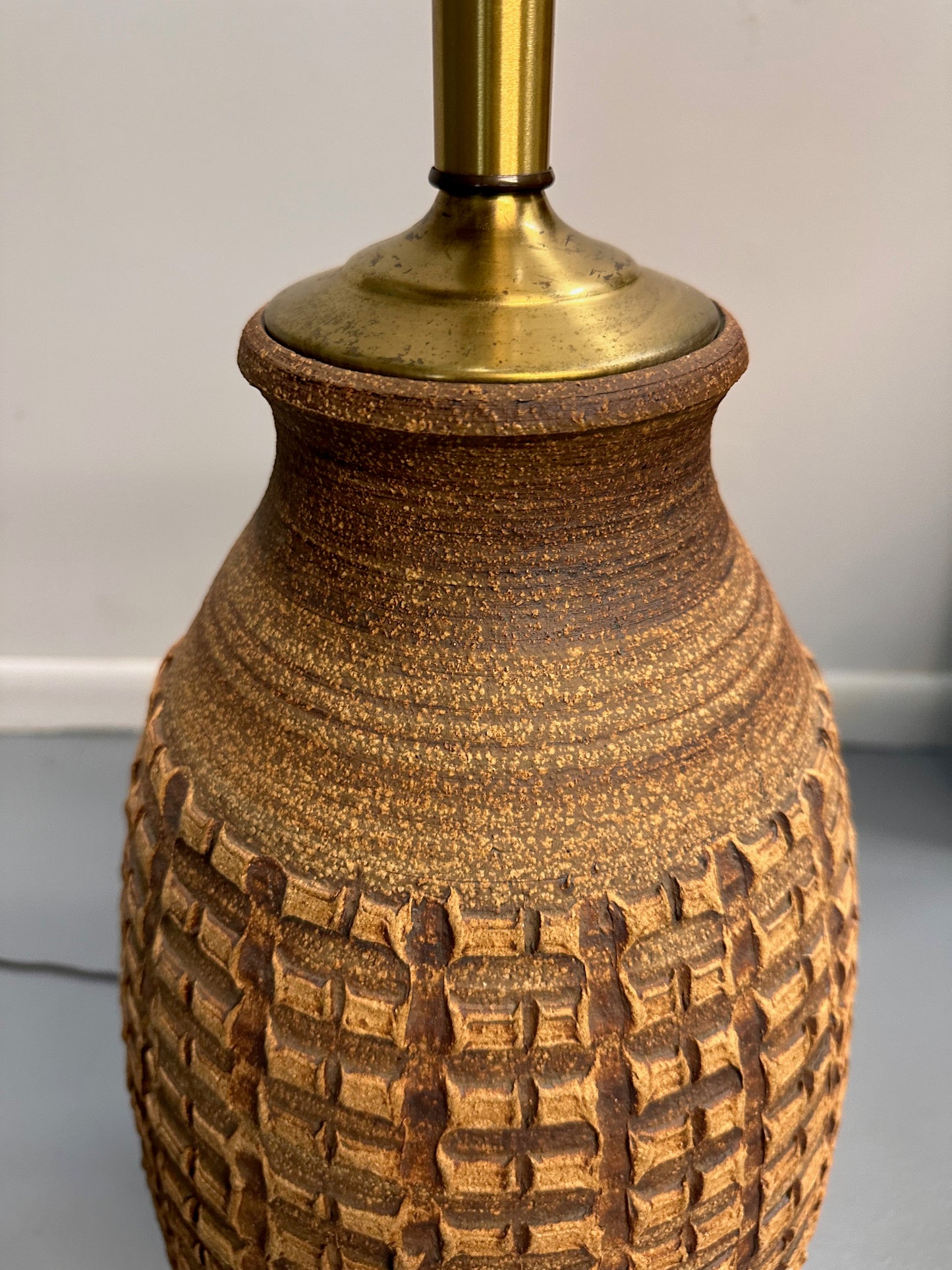 SOLD – Ceramic Table Lamp by California Potter Bob Kinzie Mid Century