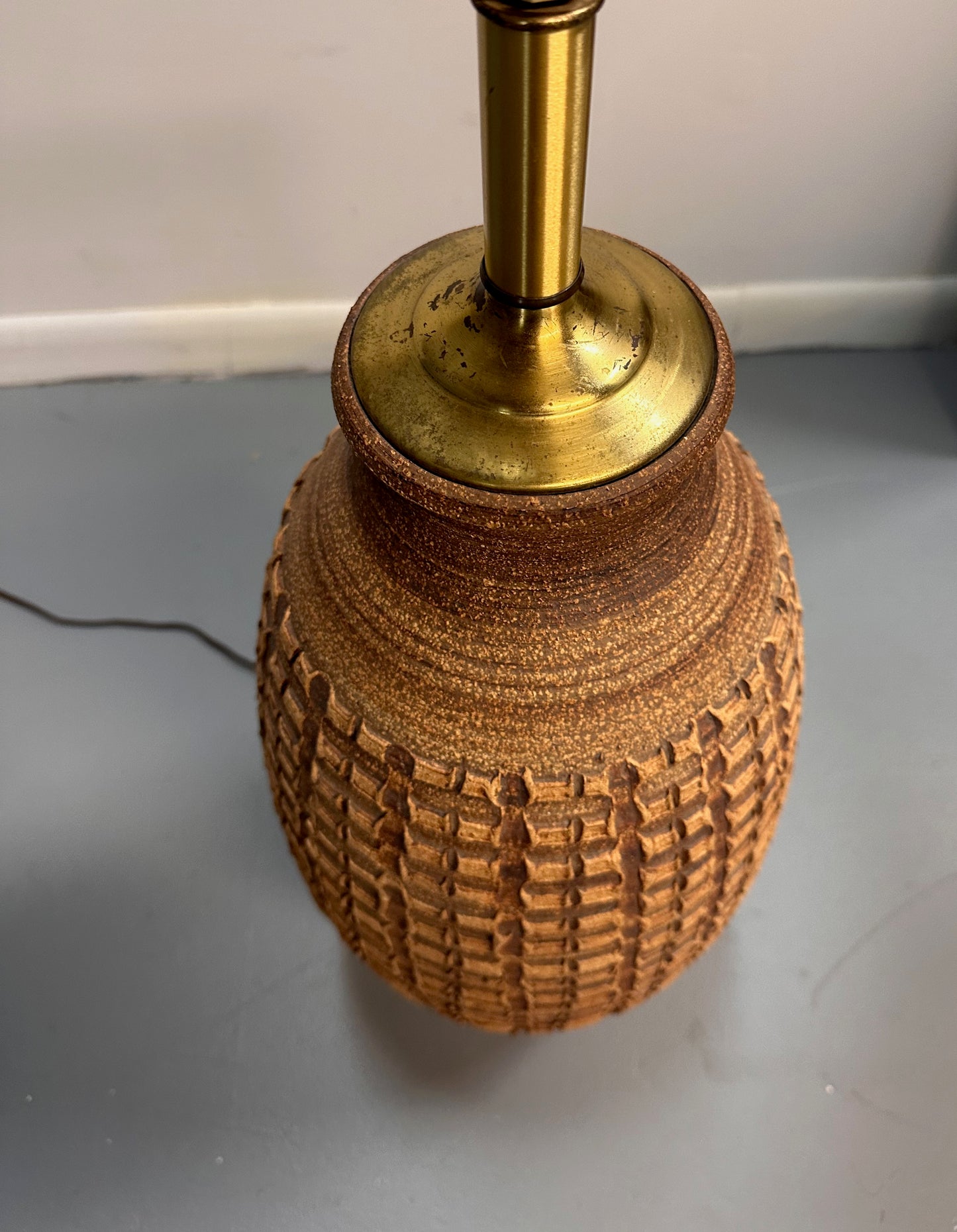 SOLD – Ceramic Table Lamp by California Potter Bob Kinzie Mid Century