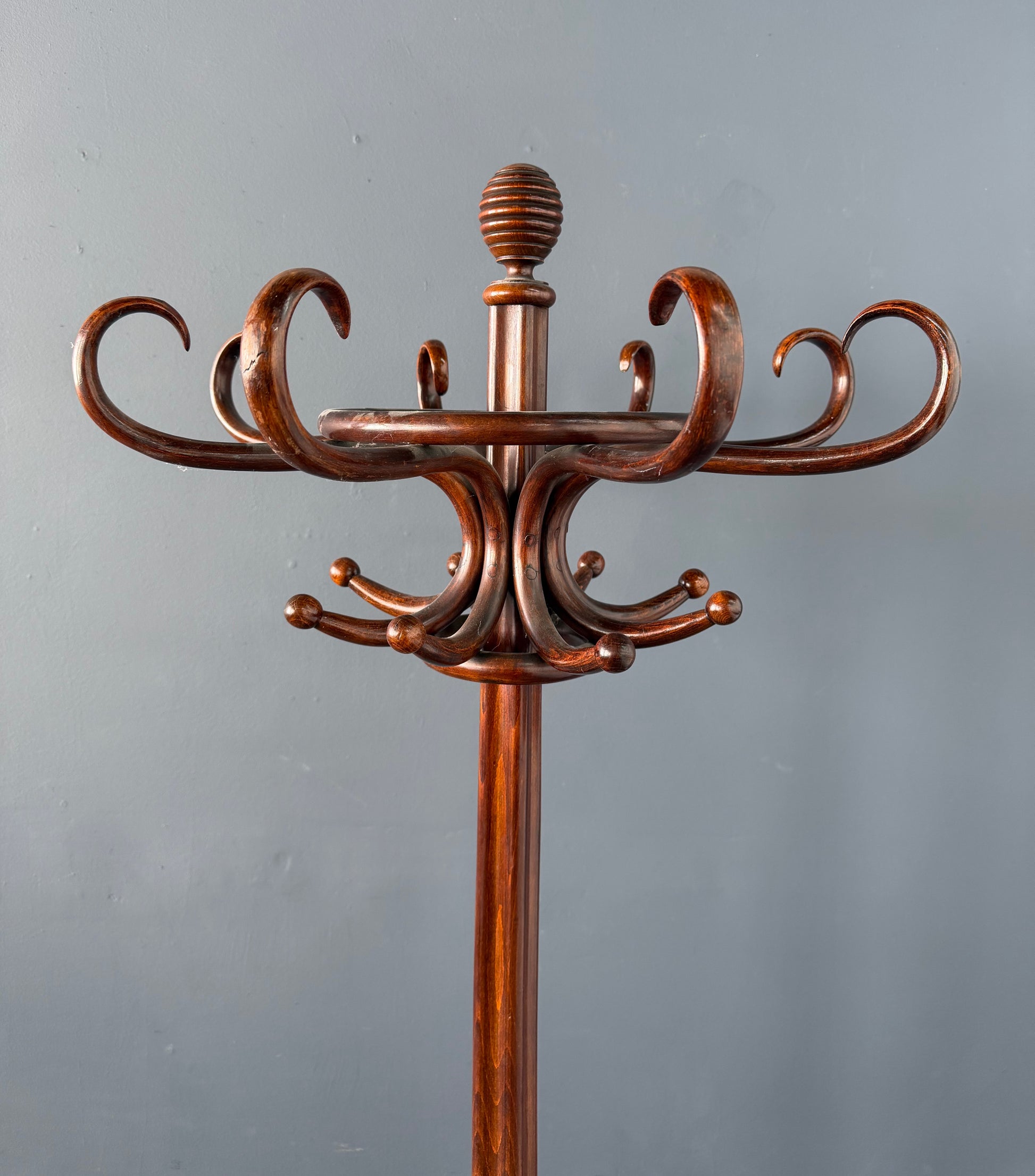Thonet Bentwood Standing Coat Rack Nr. 1, Austria, Early 20th Century