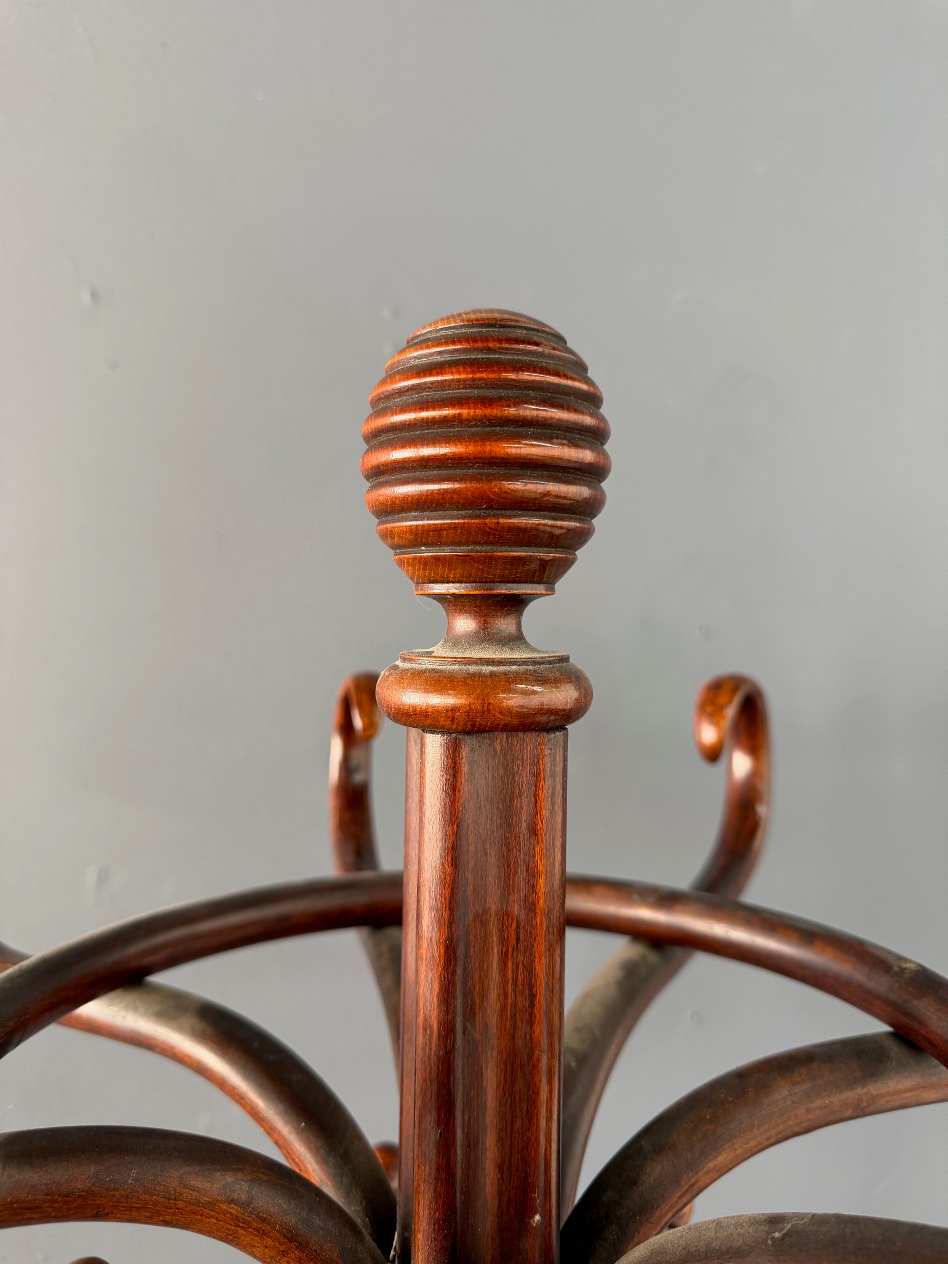 Thonet Bentwood Standing Coat Rack Nr. 1, Austria, Early 20th Century