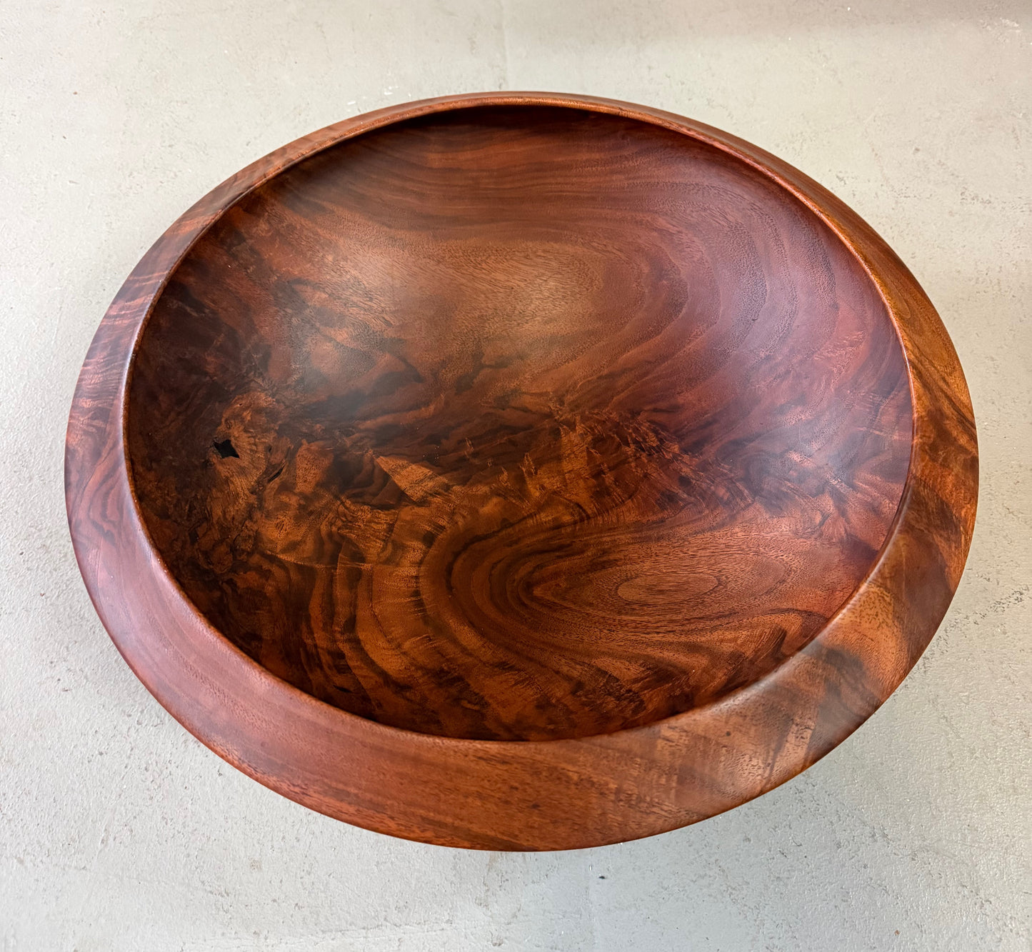 Bruce Mitchell Claro Walnut Turned Bowl, 1981 – Sculptural Studio Wood Vessel