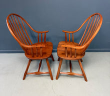 Load image into Gallery viewer, Set of Nine Hunt Country Continuous Bow Dining Chairs 2 Armchairs &amp; 7 Side Chair