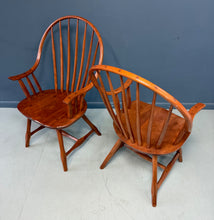 Load image into Gallery viewer, Set of Nine Hunt Country Continuous Bow Dining Chairs 2 Armchairs &amp; 7 Side Chair