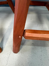 Load image into Gallery viewer, Set of Nine Hunt Country Continuous Bow Dining Chairs 2 Armchairs &amp; 7 Side Chair