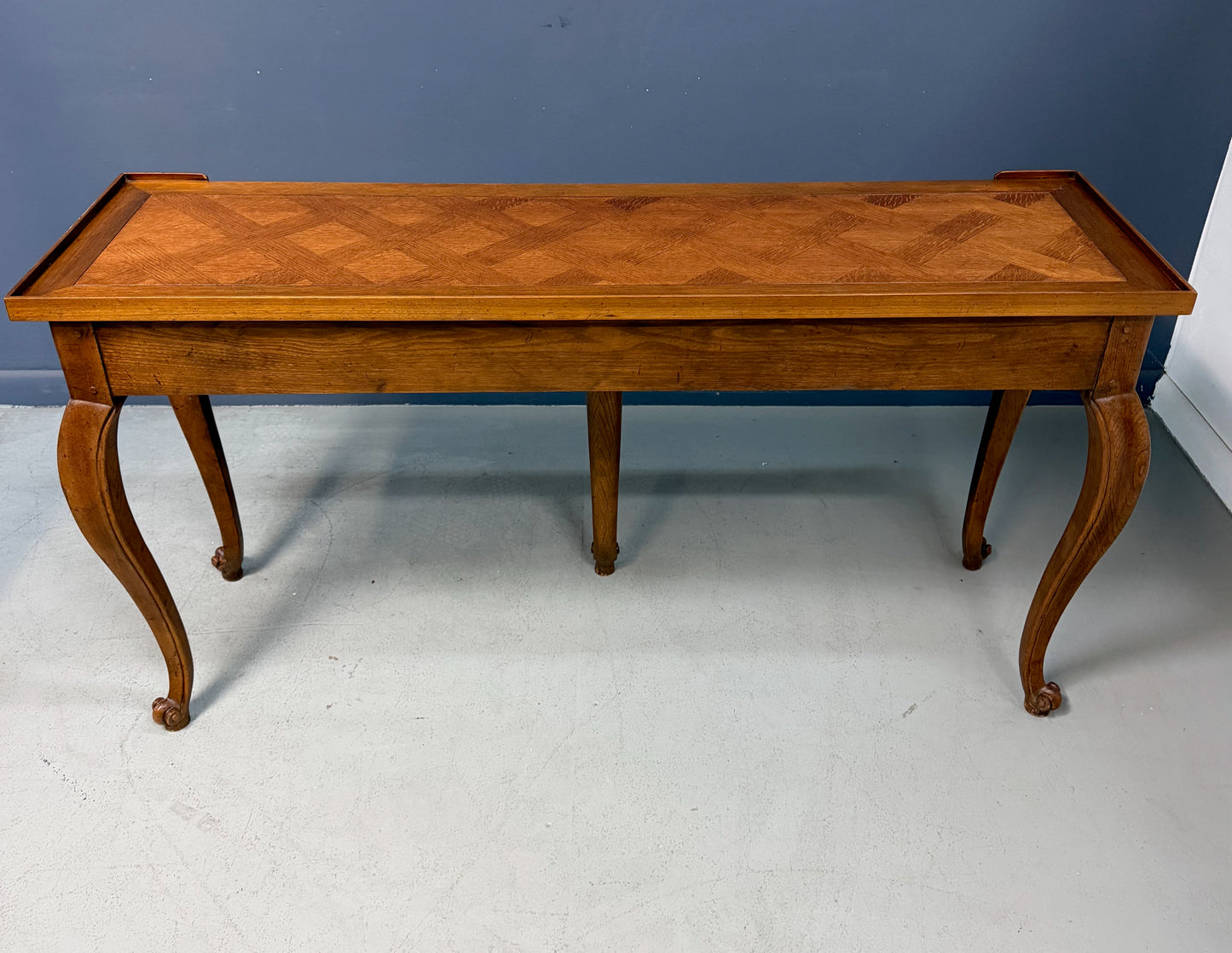 Baker Furniture French Provincial Console Table with Parquetry Inlaid Top 1980s