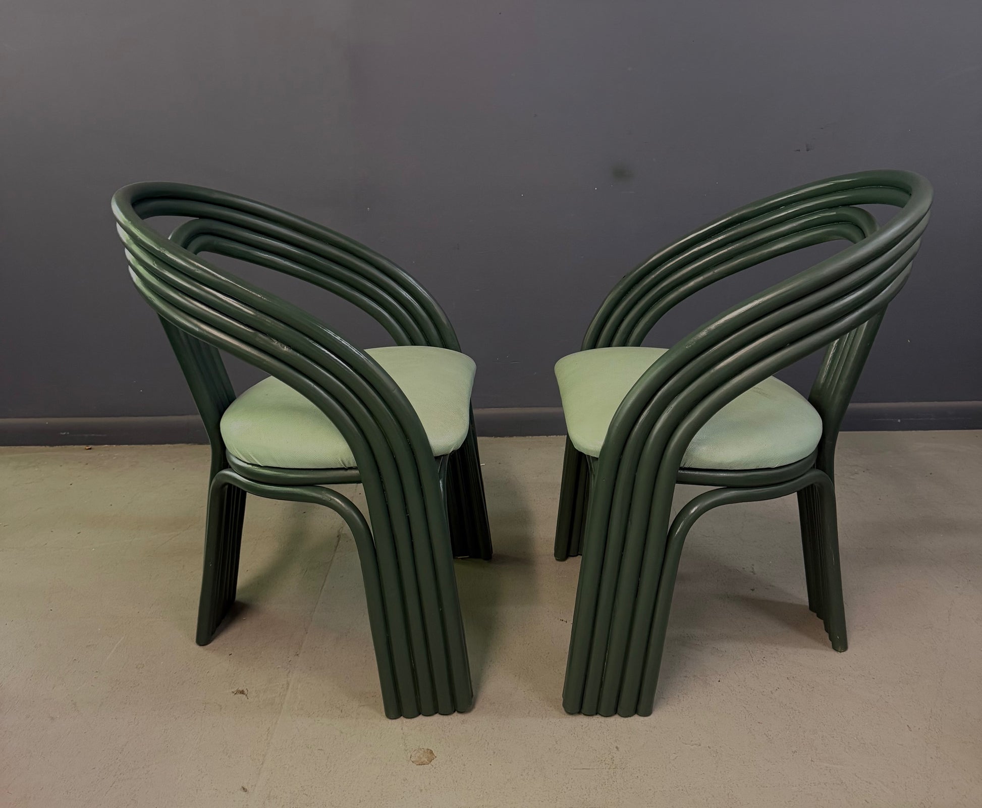 Set of 6 Postmodern Green Bent Rattan Dining Chair in the Style of Axel Enthoven