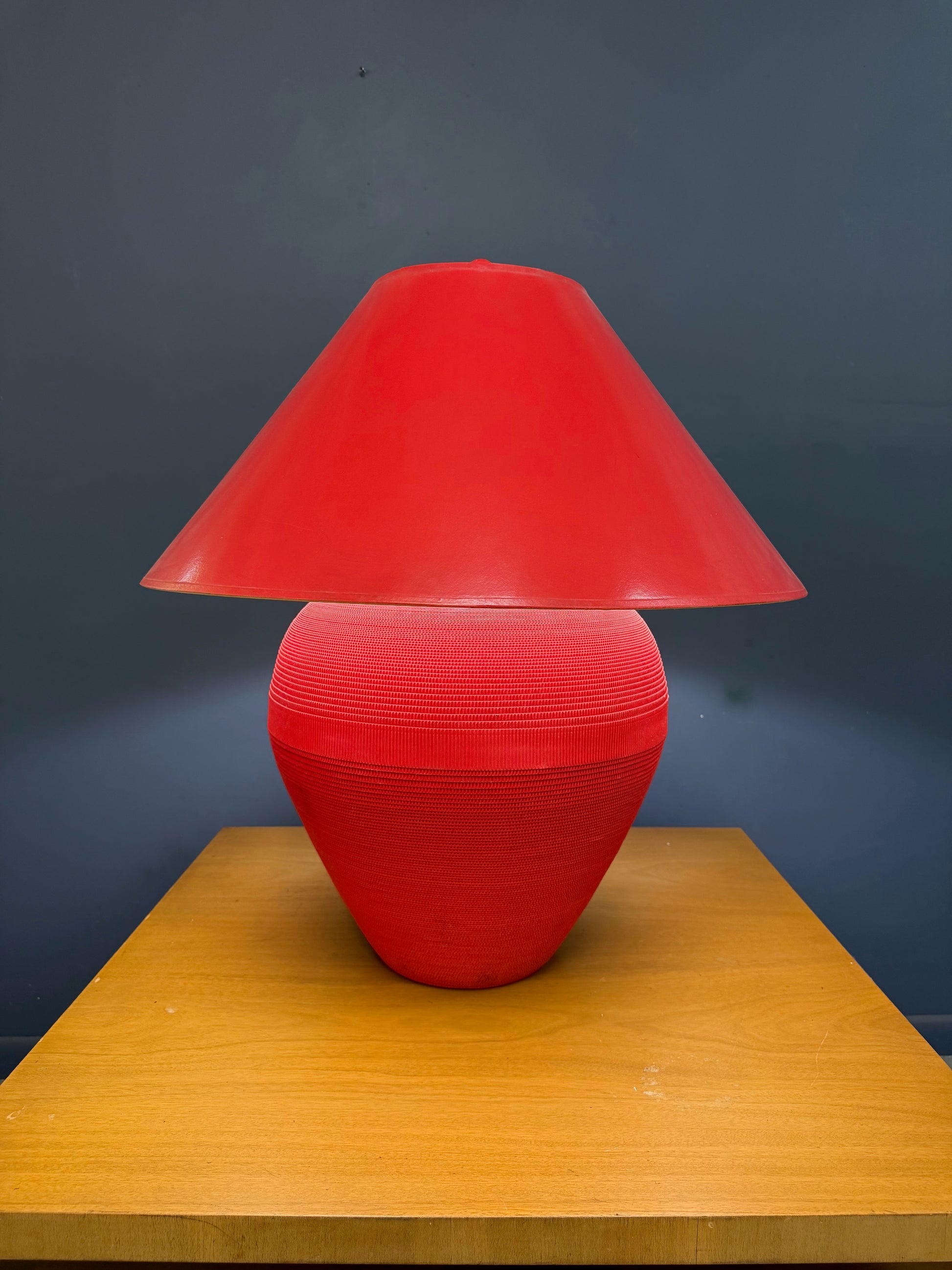 Flute of Chicago Postmodern Corrugated Cardboard Table Lamp in Red, 1980s