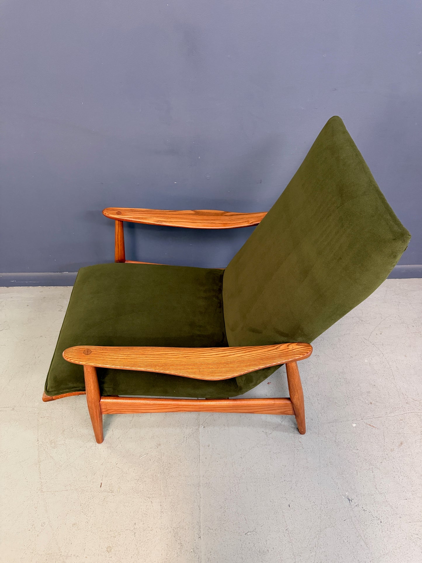 Heywood-Wakefield High-Back Lounge Chair, Sculpted Oak Frame, Olive Fabric 1960s