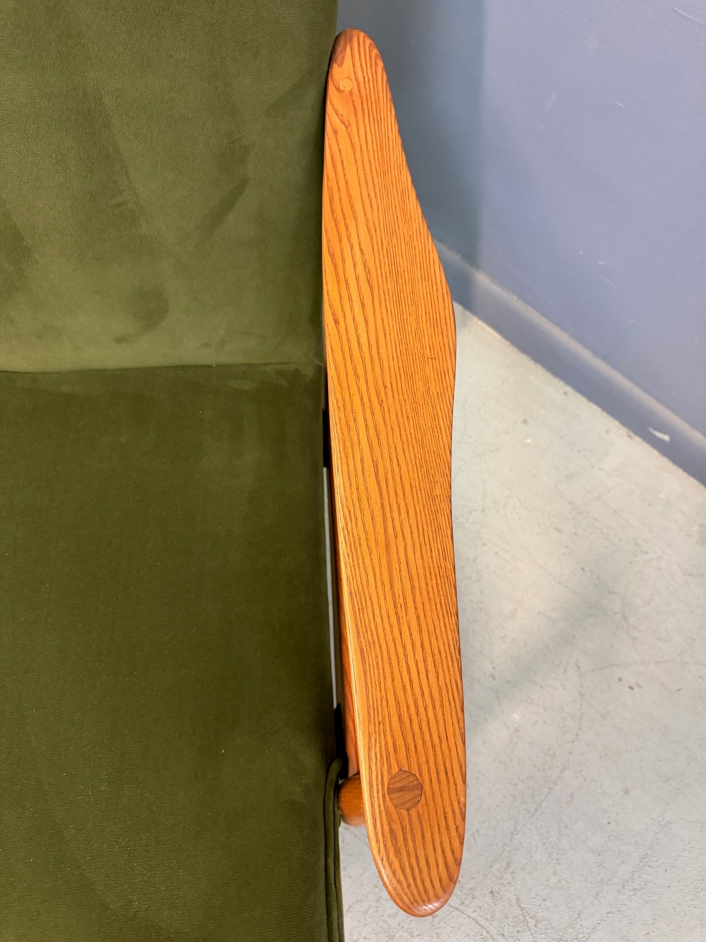 Heywood-Wakefield High-Back Lounge Chair, Sculpted Oak Frame, Olive Fabric 1960s