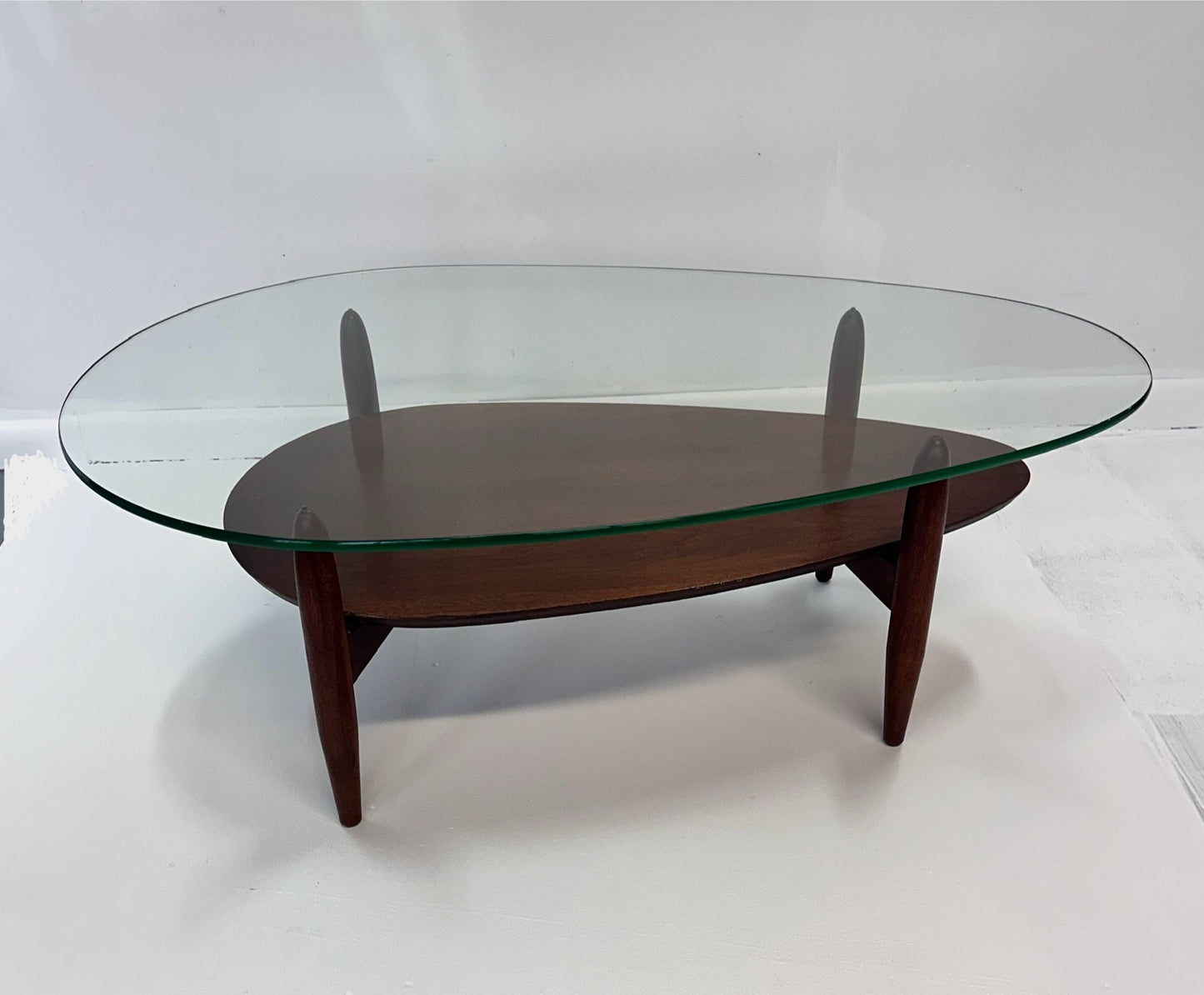 SOLD – Sculptural Mid Century Teardrop Coffee Table in Walnut by Adrian Pearsall