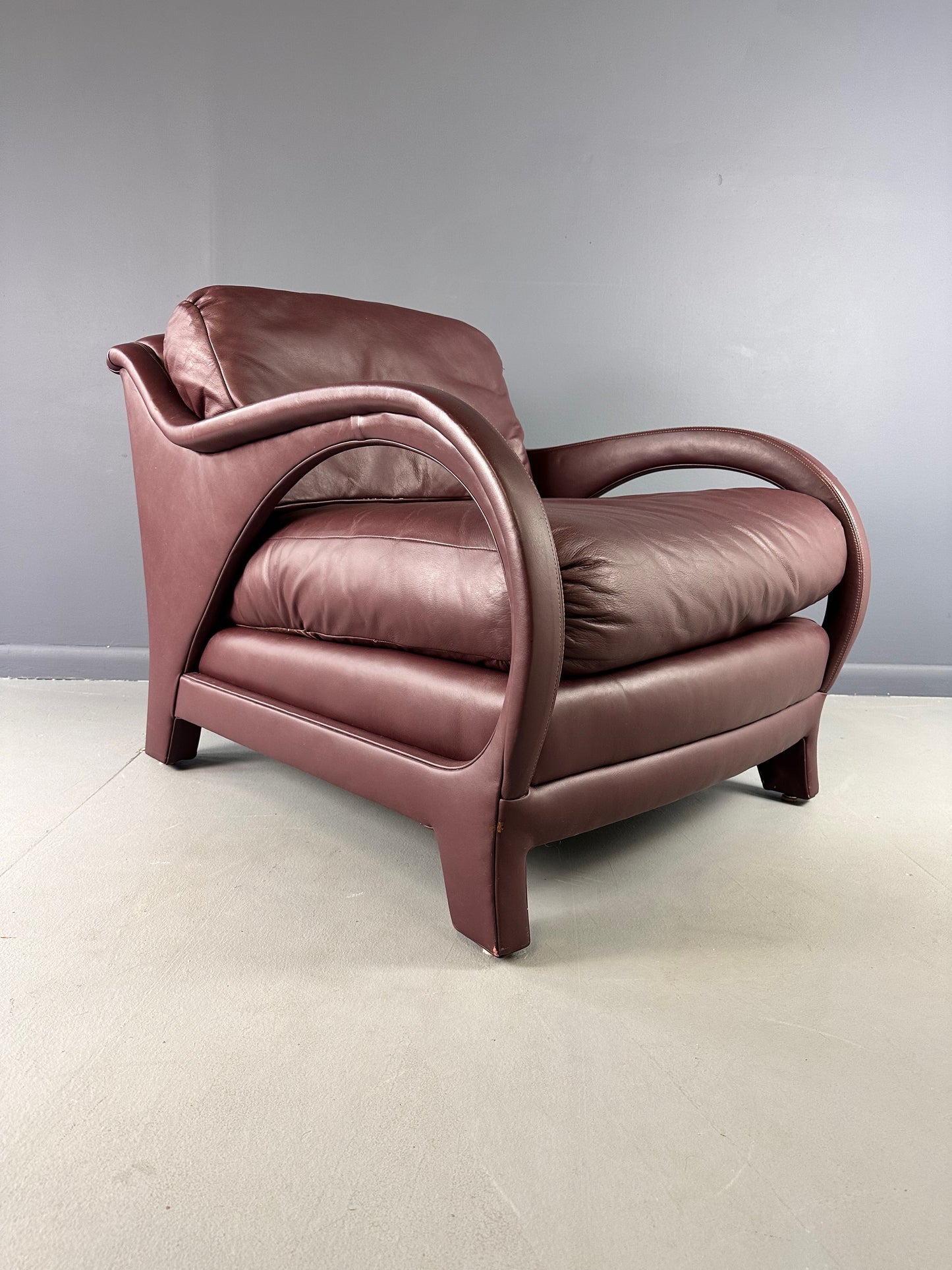 SOLD – Jay Spectre Tycoon Leather Lounge Chair in Burgundy For Century