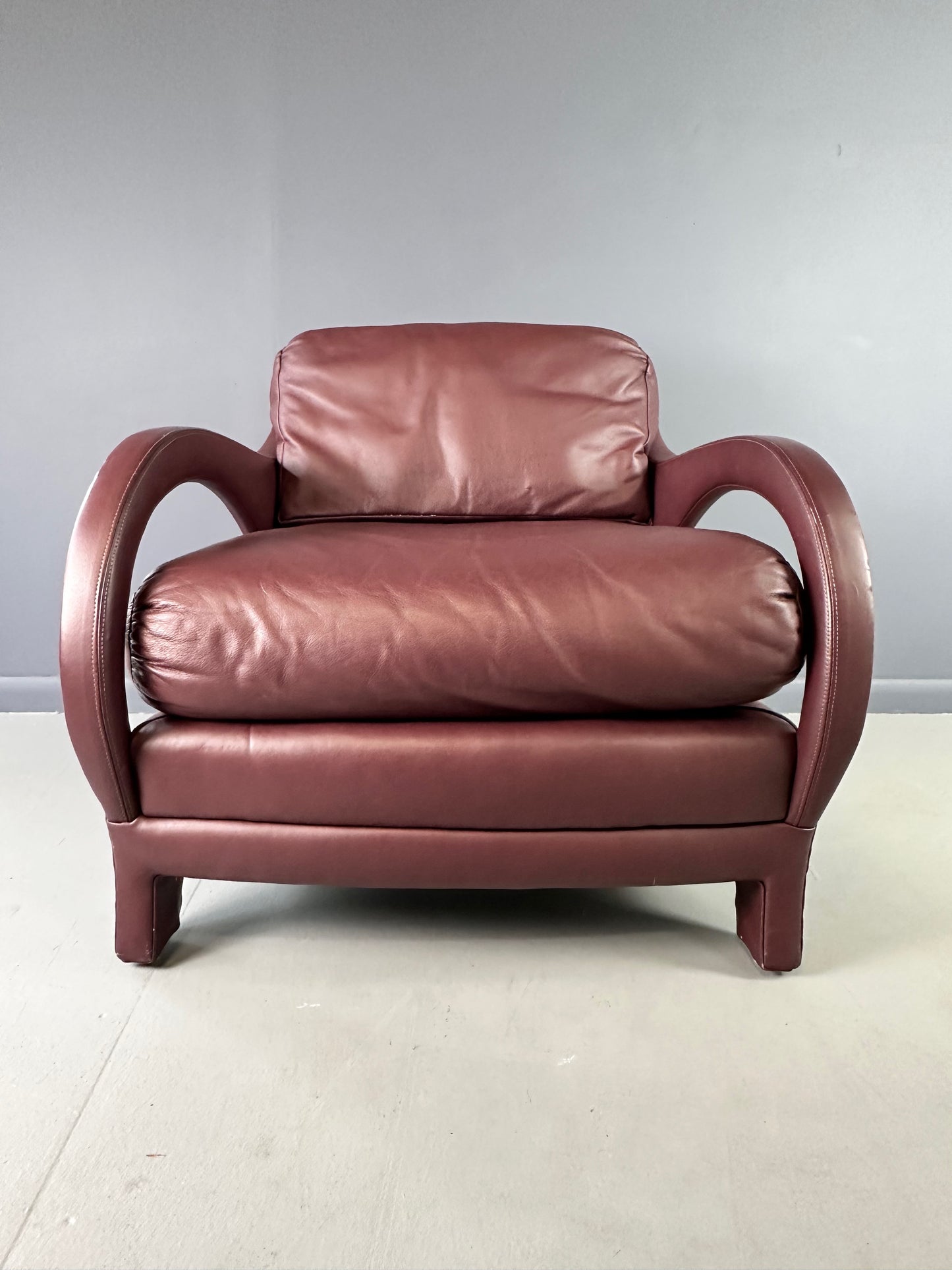 SOLD – Jay Spectre Tycoon Leather Lounge Chair in Burgundy For Century