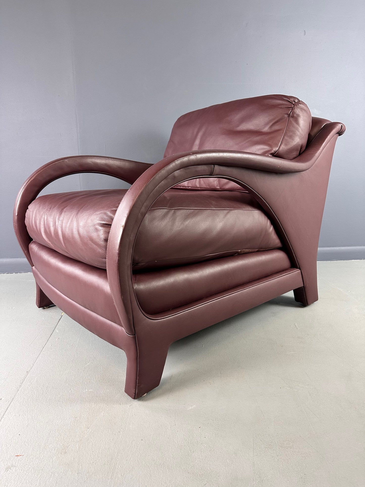 SOLD – Jay Spectre Tycoon Leather Lounge Chair in Burgundy For Century