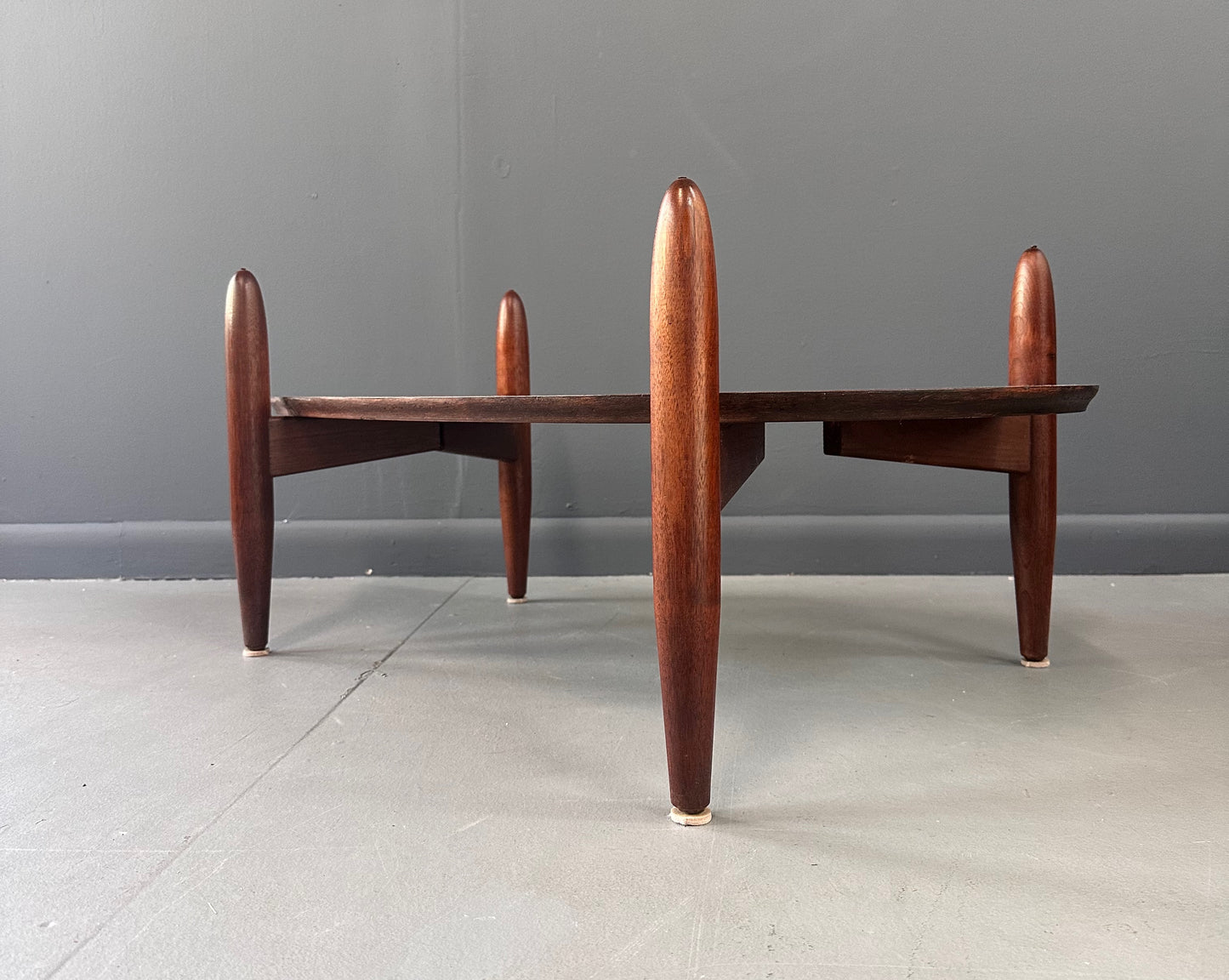SOLD – Sculptural Mid Century Teardrop Coffee Table in Walnut by Adrian Pearsall