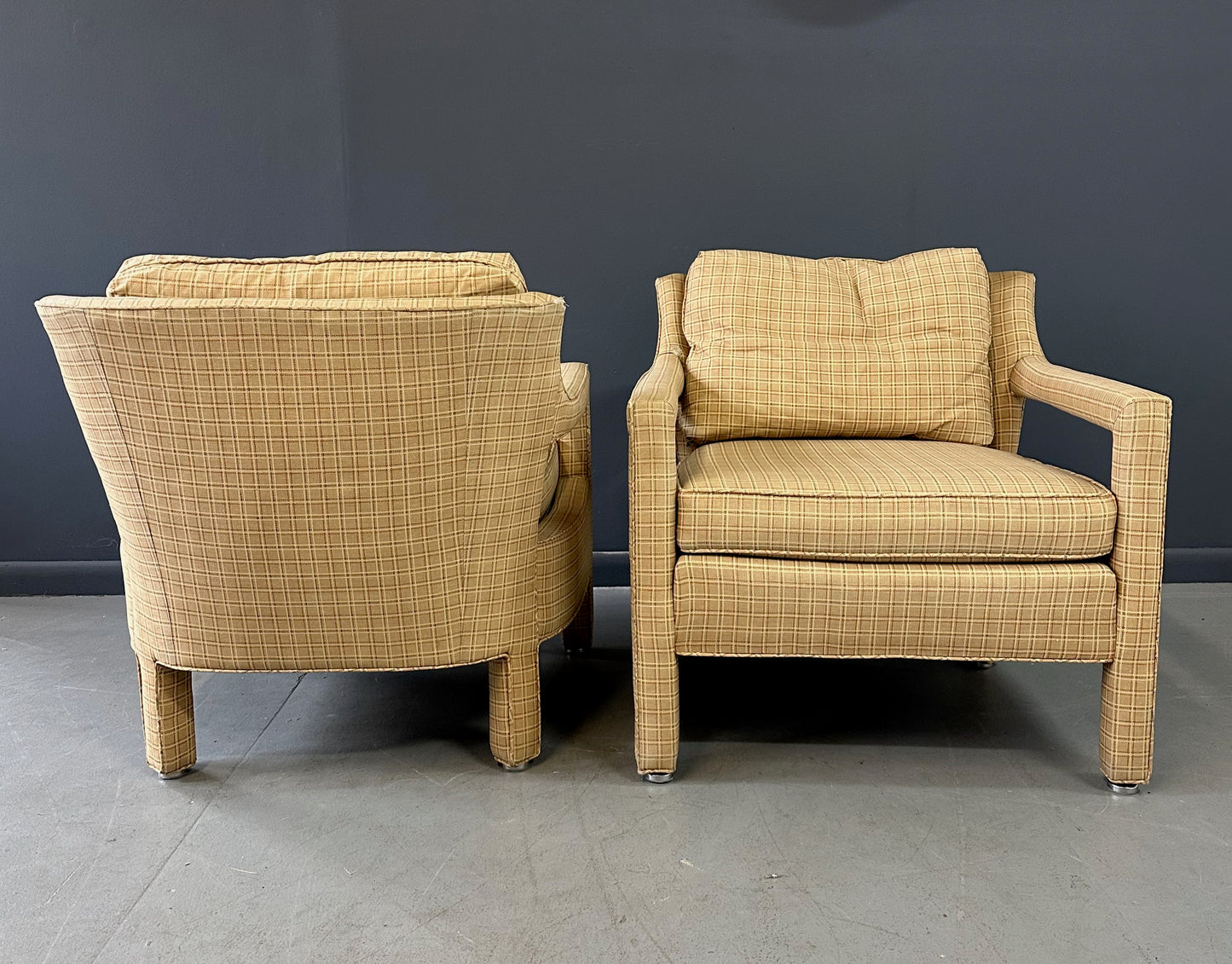 Pair of Mid-Century Drexel Parsons-Style Lounge Chairs with Curved Backs