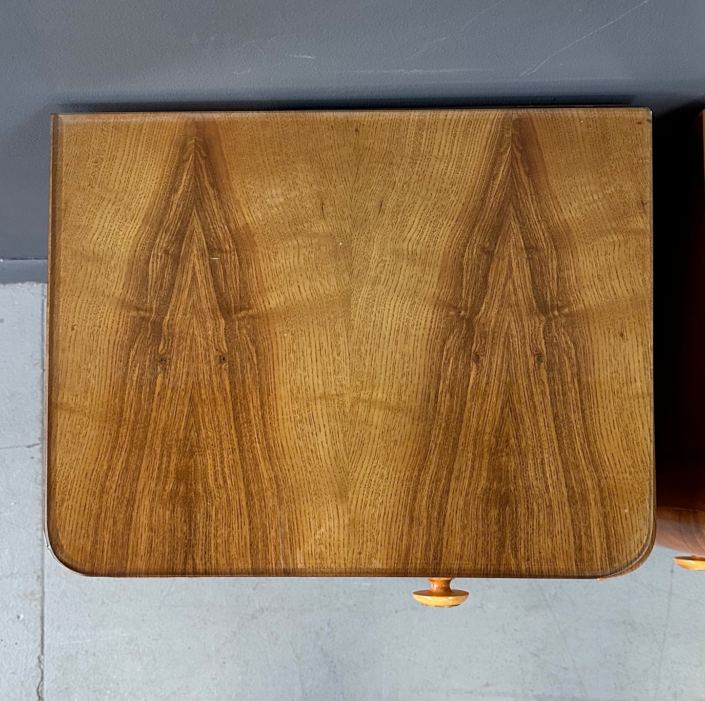 SOLD – Art Deco Sculptural Nightstands With Bookmatched Burl Veneer