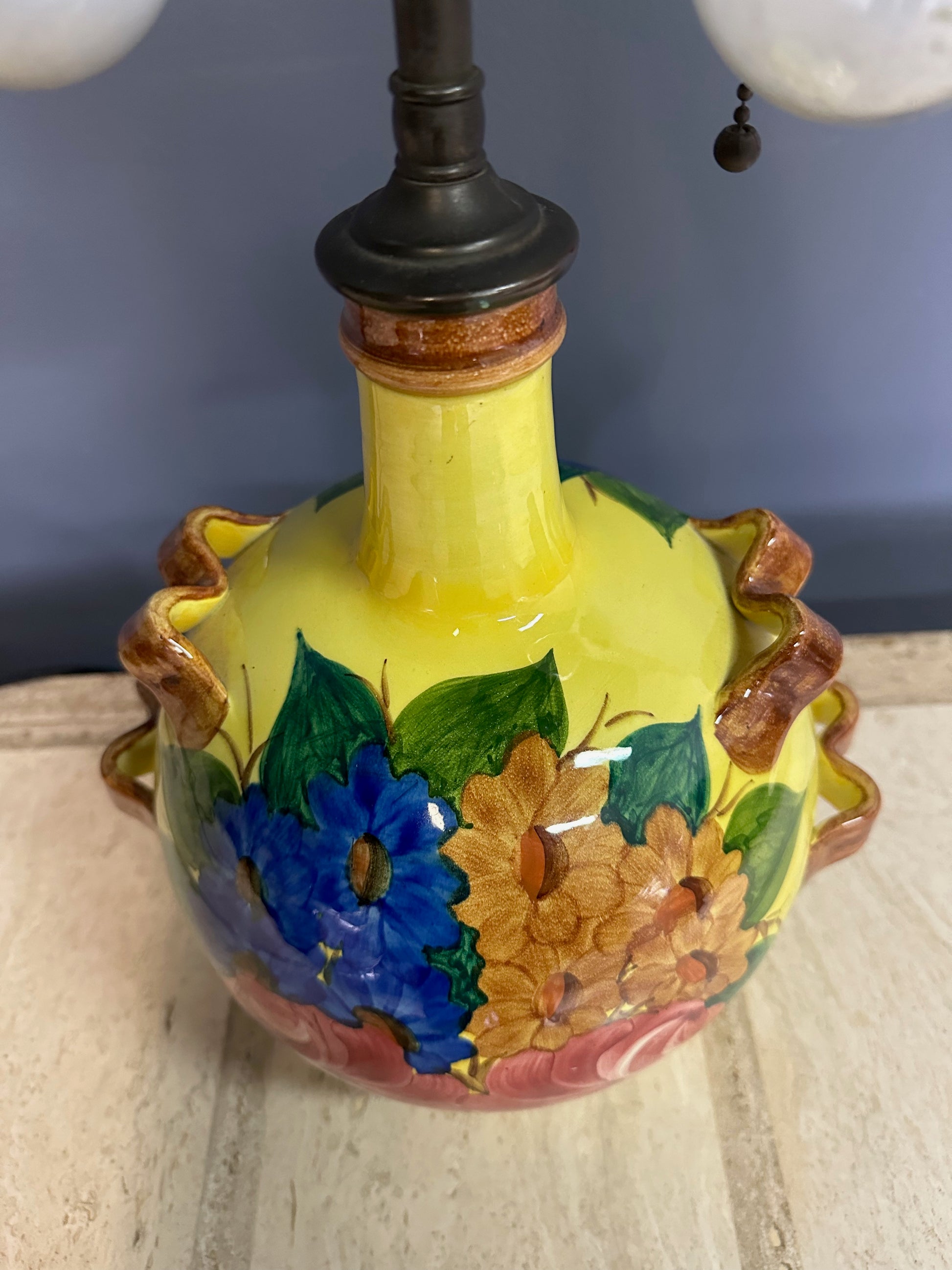 Cantagalli Renaissance Revival Majolica Table Lamp – Hand-Painted Yellow Ceramic Base with Vibrant Floral Design