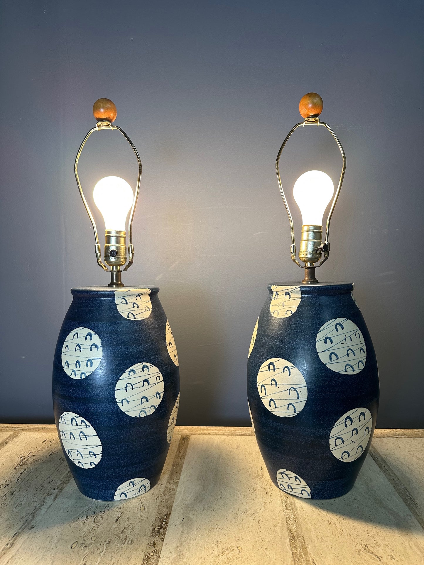Mid Century Pair of Japanese-Inspired Art Pottery Table Lamps – Navy and Cream Ceramic Lamps with Modern Pattern