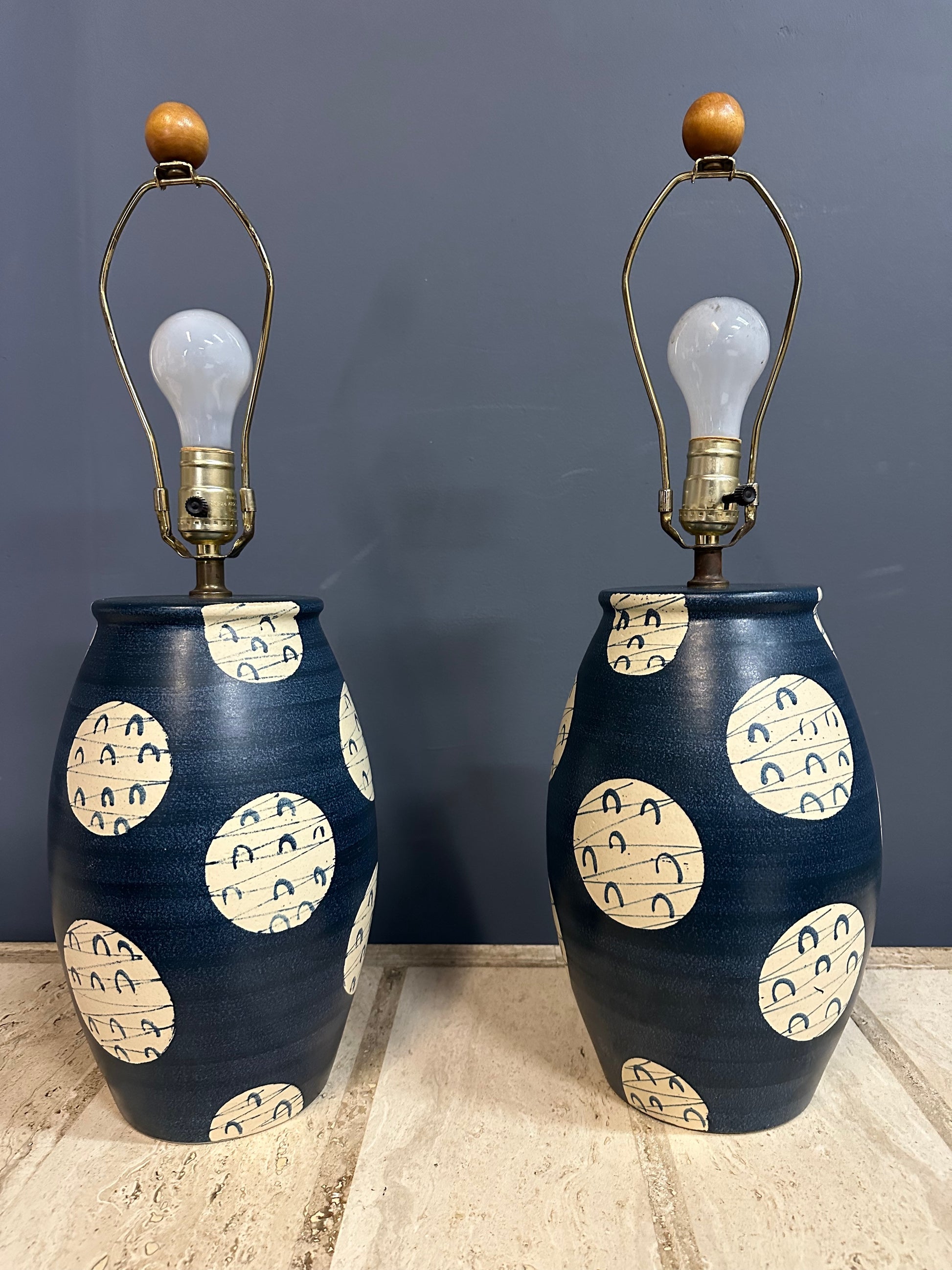 Mid Century Pair of Japanese-Inspired Art Pottery Table Lamps – Navy and Cream Ceramic Lamps with Modern Pattern