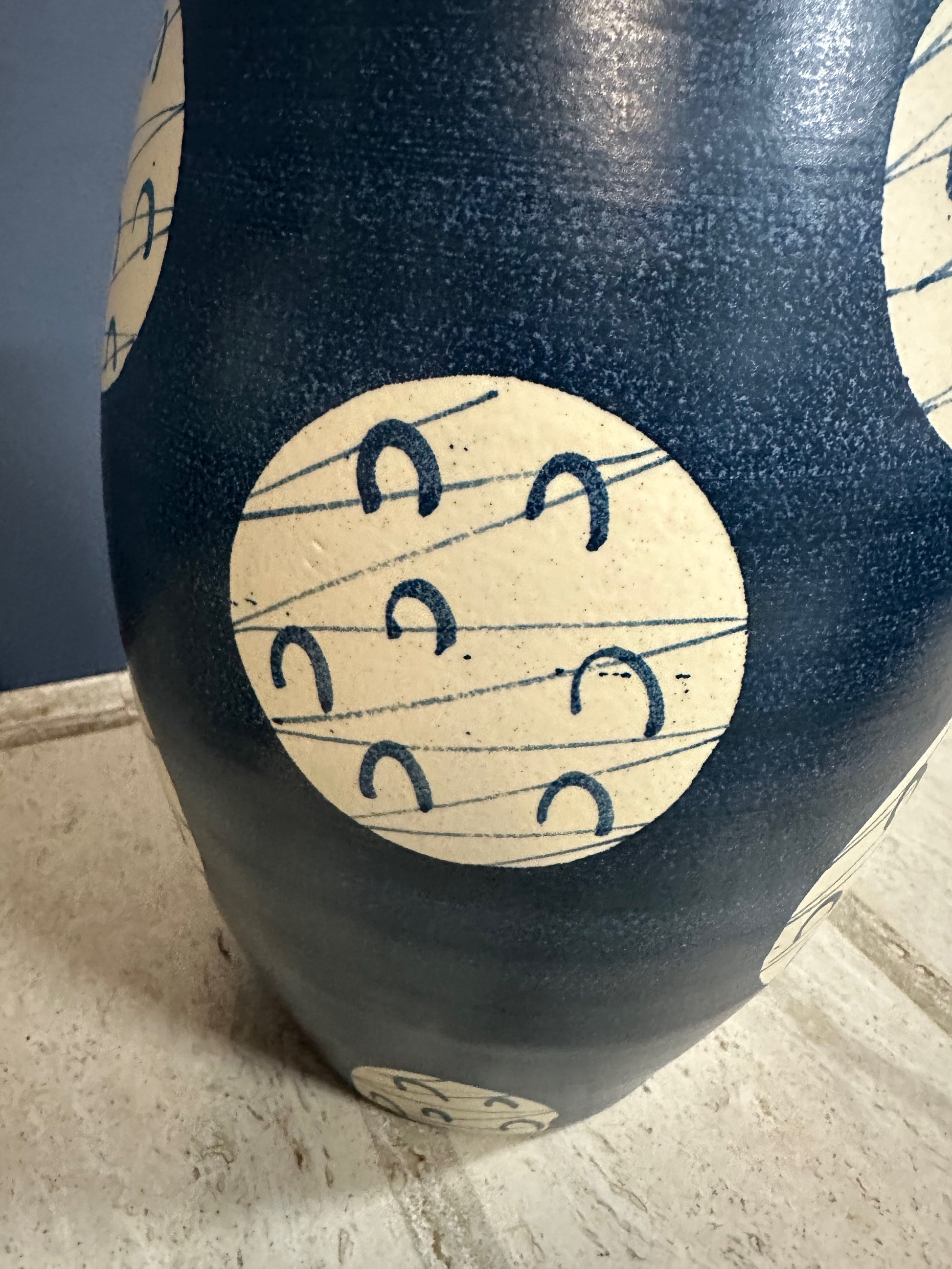 Mid Century Pair of Japanese-Inspired Art Pottery Table Lamps – Navy and Cream Ceramic Lamps with Modern Pattern