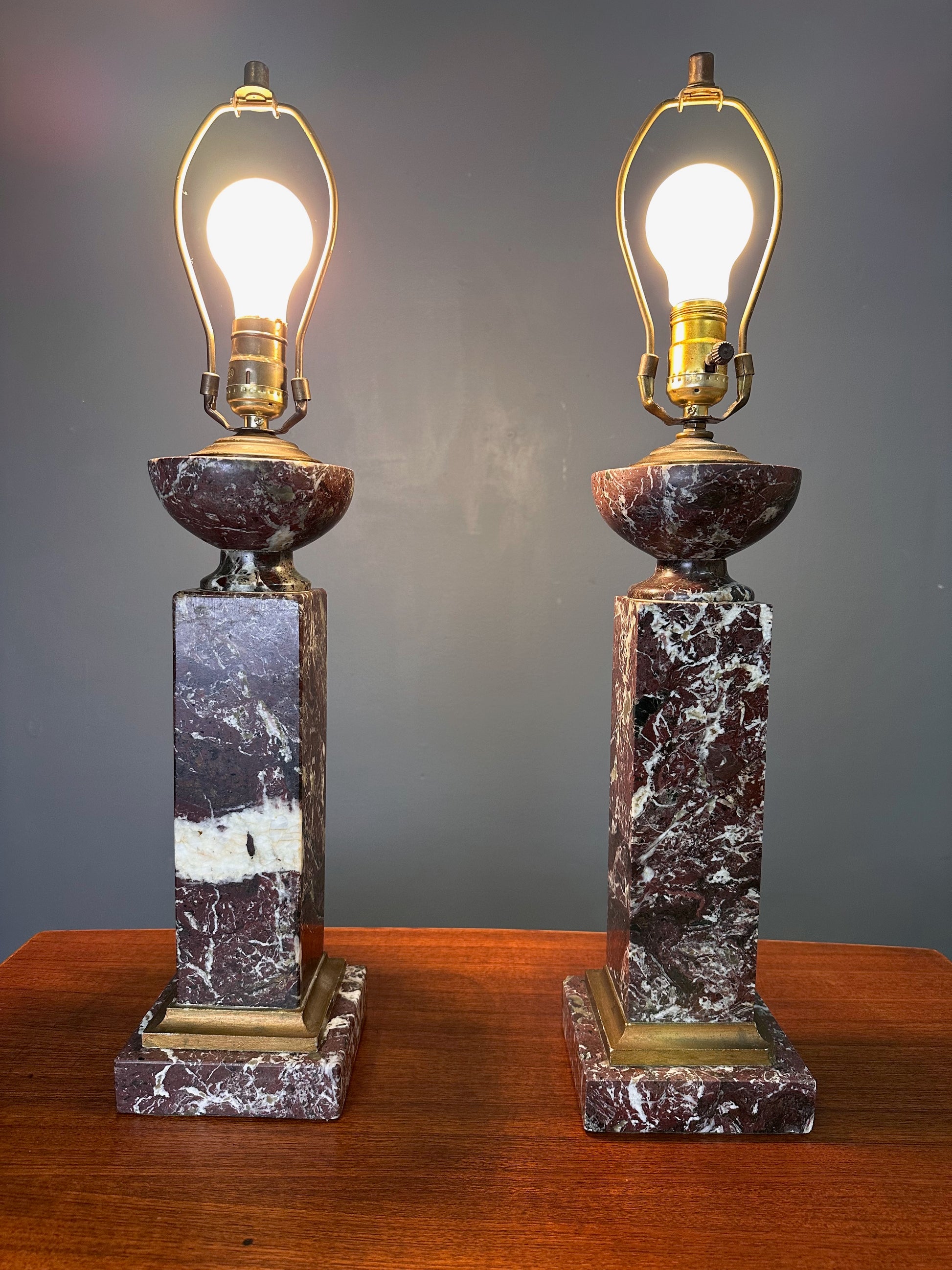Pair of antique 19th-century French table lamps with Rouge de Rance red marble column bases, brass hardware, neoclassical design—vintage lighting for traditional home décor or luxury interiors