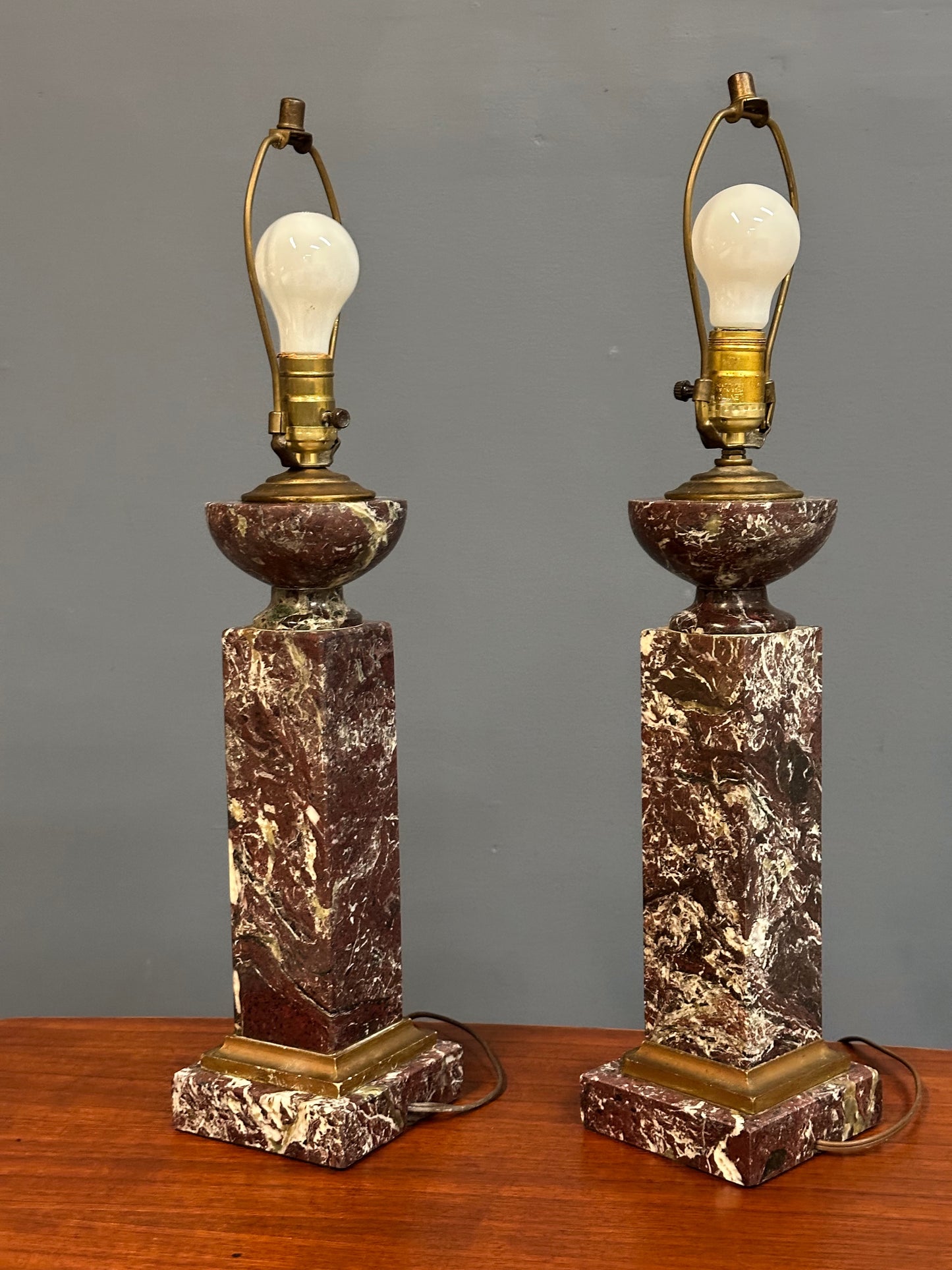 Pair of antique 19th-century French table lamps with Rouge de Rance red marble column bases, brass hardware, neoclassical design—vintage lighting for traditional home décor or luxury interiors