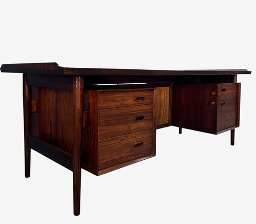 Arne Vodder Rosewood Executive Desk 207 for Sibast, Denmark, 1960s