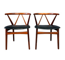 Load image into Gallery viewer, Henning Kjærnulf Model 255 Dining Chair in Rosewood for Bruno Hansen Mid Century