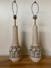 Load image into Gallery viewer, Raymor Ceramic Mid Century Lamp with Incised Birds in the Style of Aldo Londi