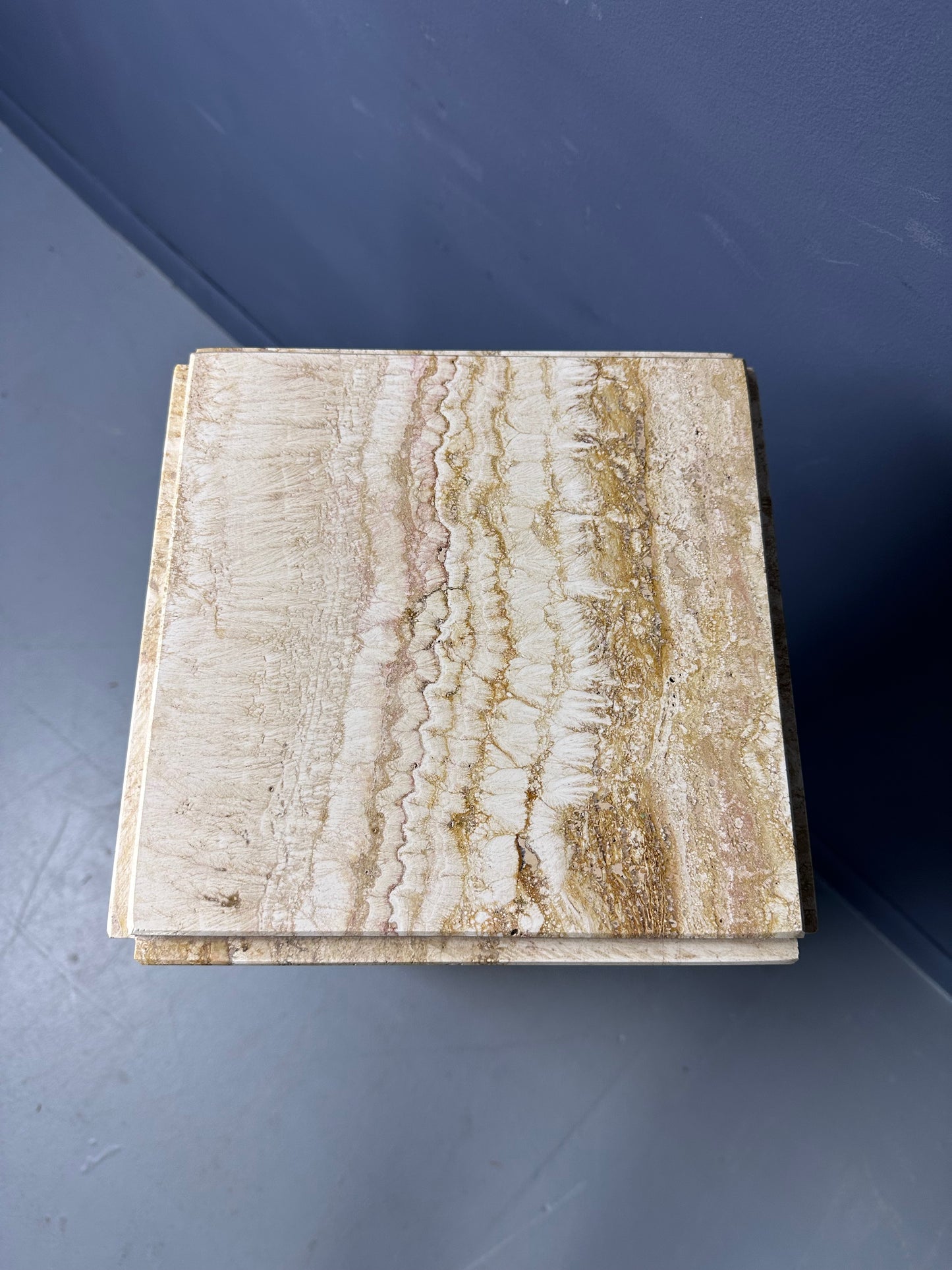 Mid-Century Beautifully Variegated Travertine 1980s Pedestal