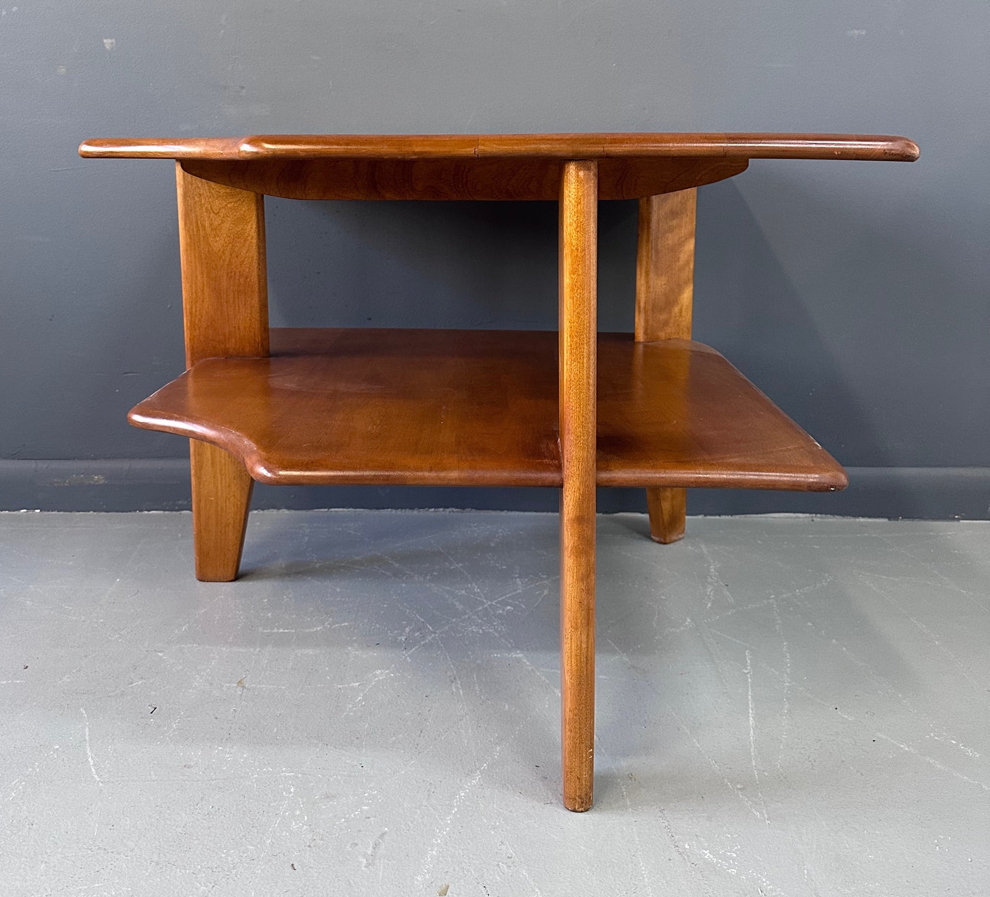 SOLD – Mid-Century Modern Corner Table by Russel Wright for Conant Ball