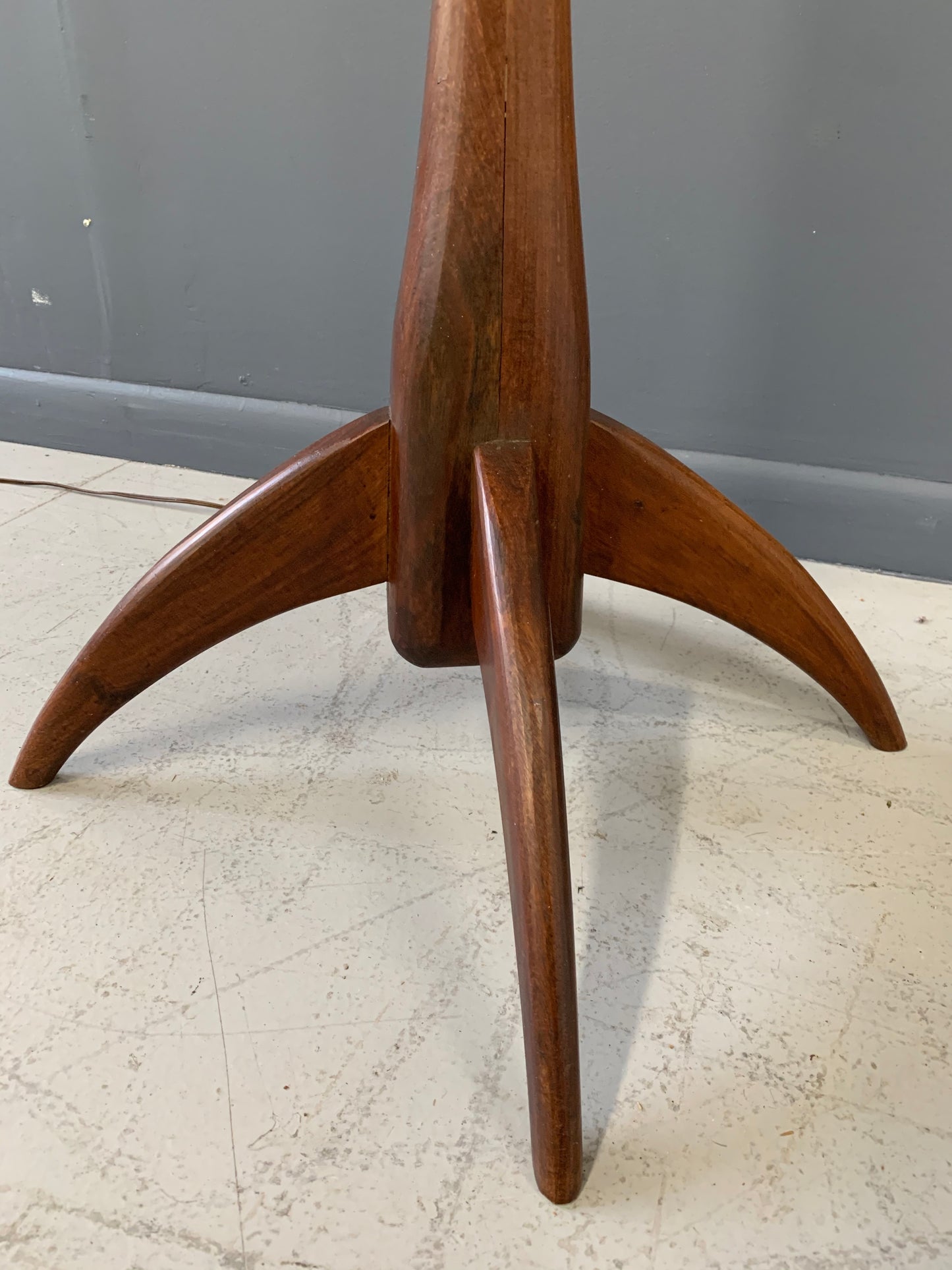 Walnut Studio Hand Carved Floor Lamp in The Style of Phillip Lloyd Powell