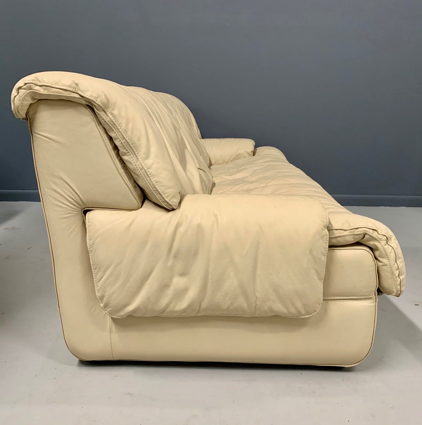 SOLD – Postmodern 1980s Sofa by Roche Bobois in Draped Soft Leather