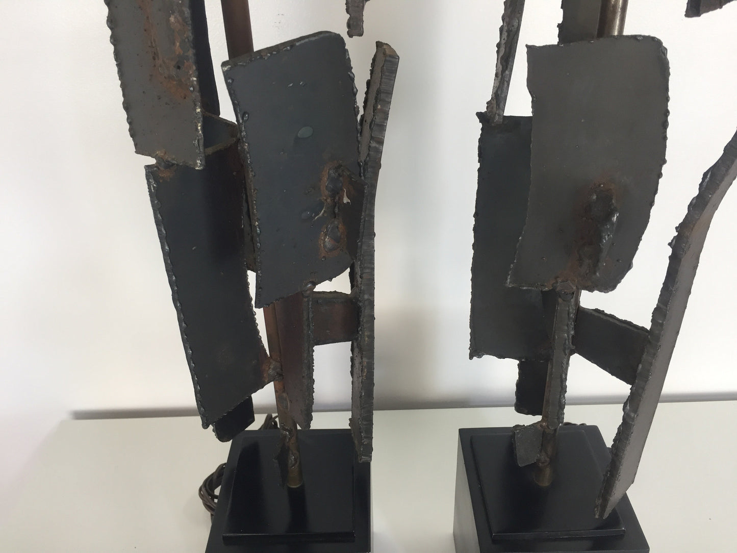 SOLD – Harry Balmer Brutalist Sculpture Lamps for Laurel Lighting Co